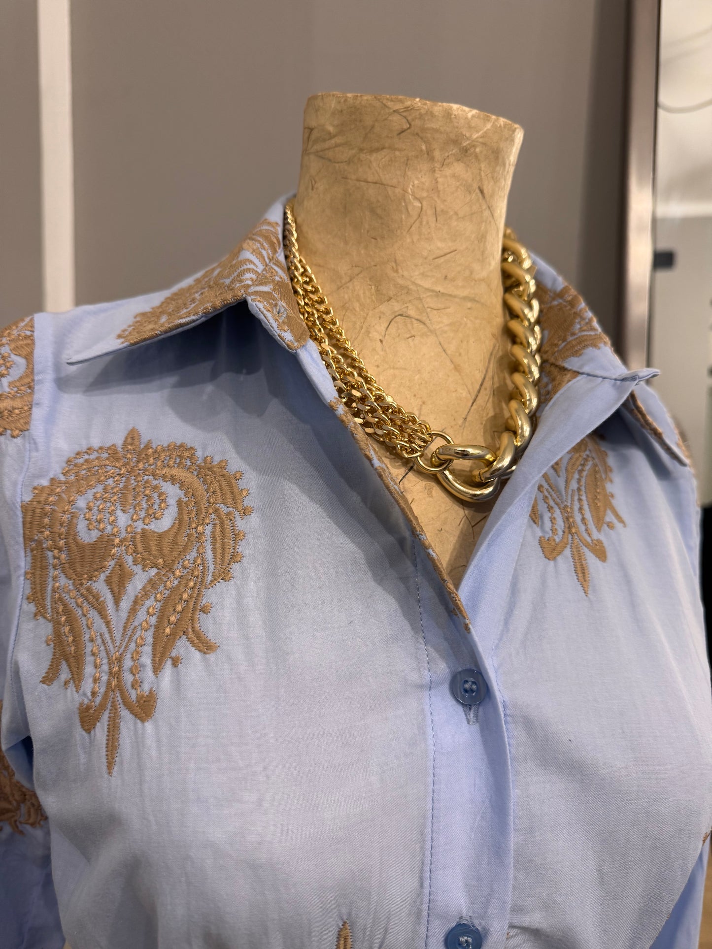 Camicia con cintura
