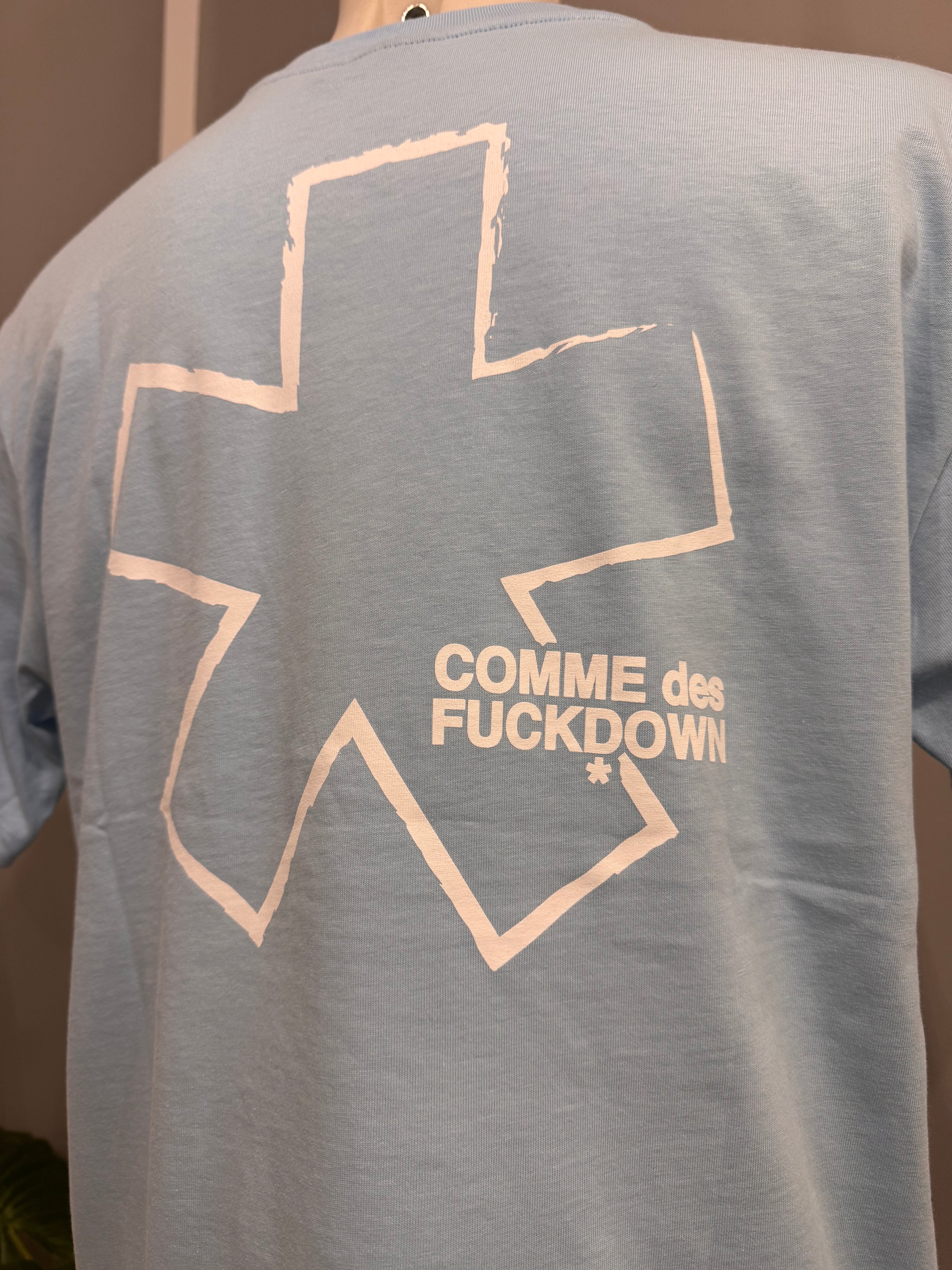 T-shirt COMME des FUCKDOWN - NoMoreBrand