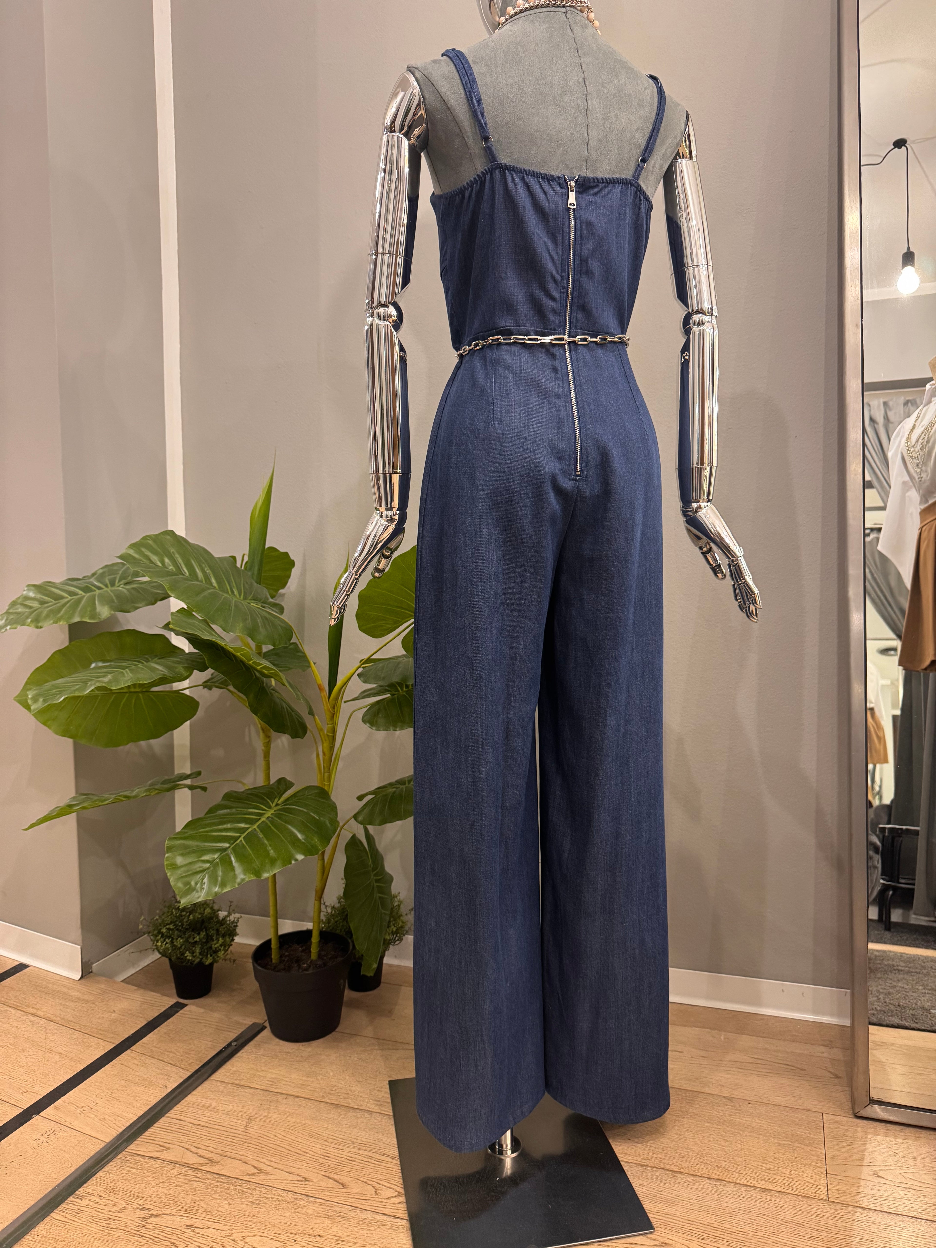 Jumpsuit in denim - NoMoreBrand