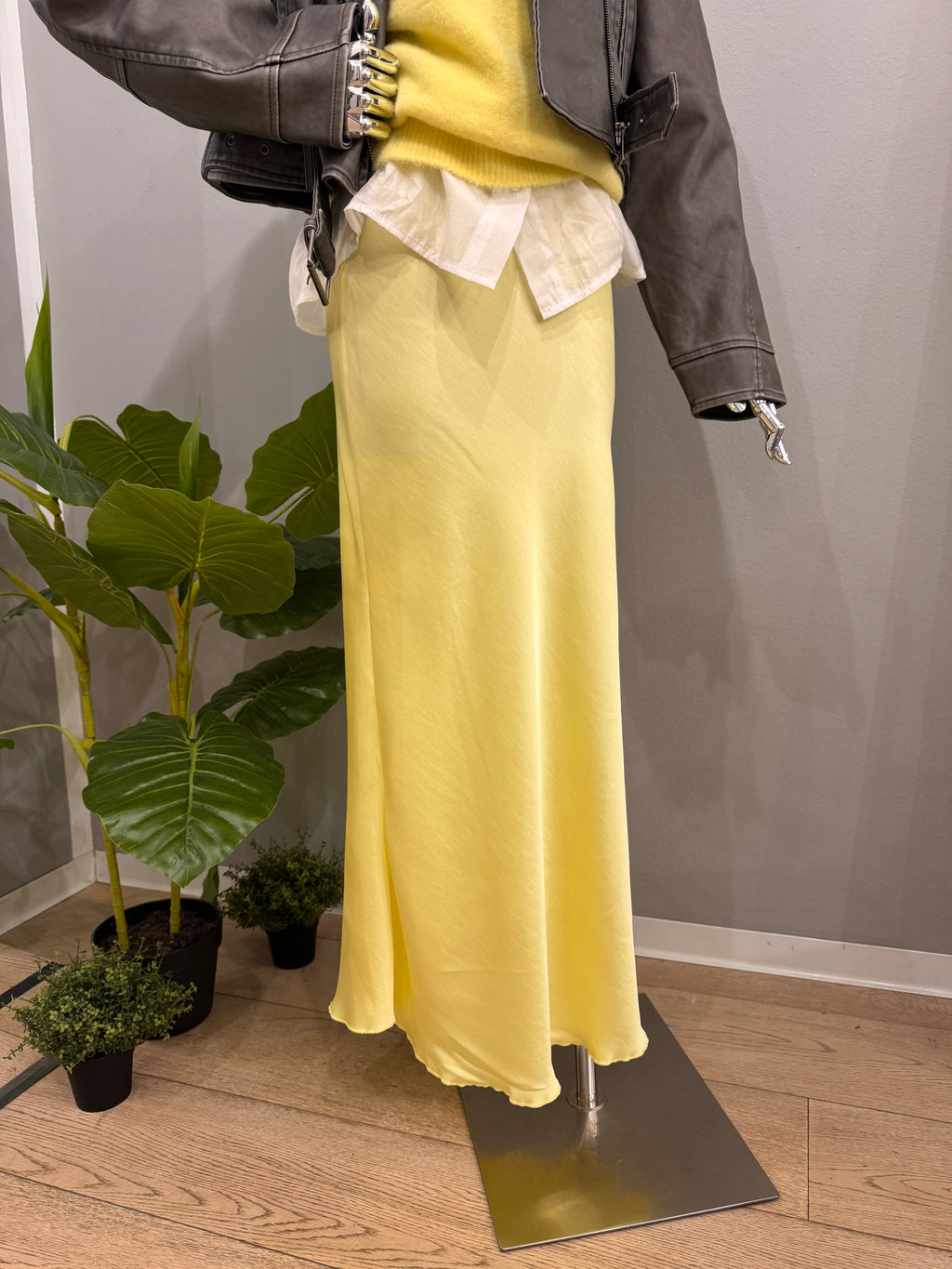 Gonna in raso - NoMoreBrand