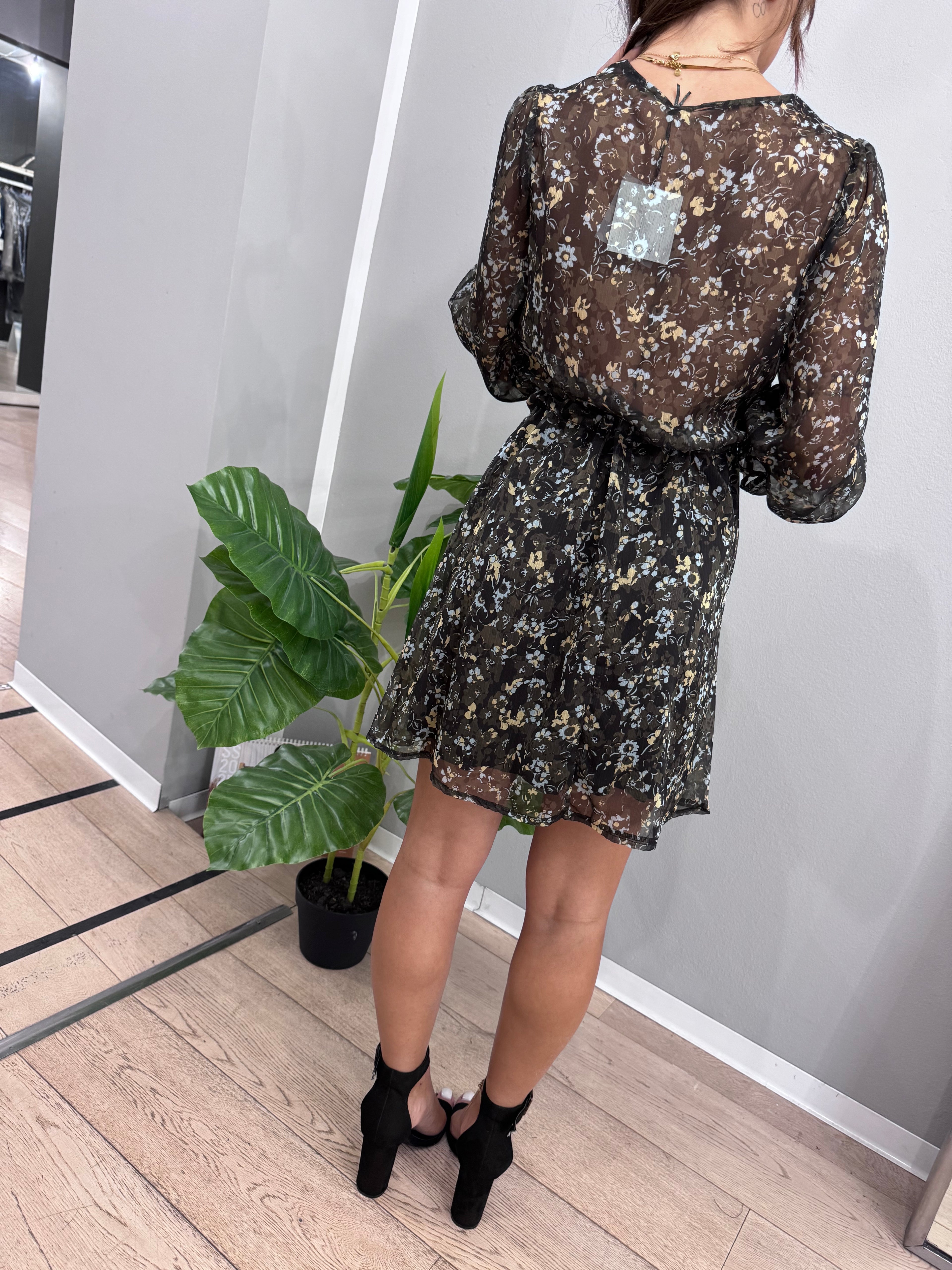 Abito corto floreale - NoMoreBrand