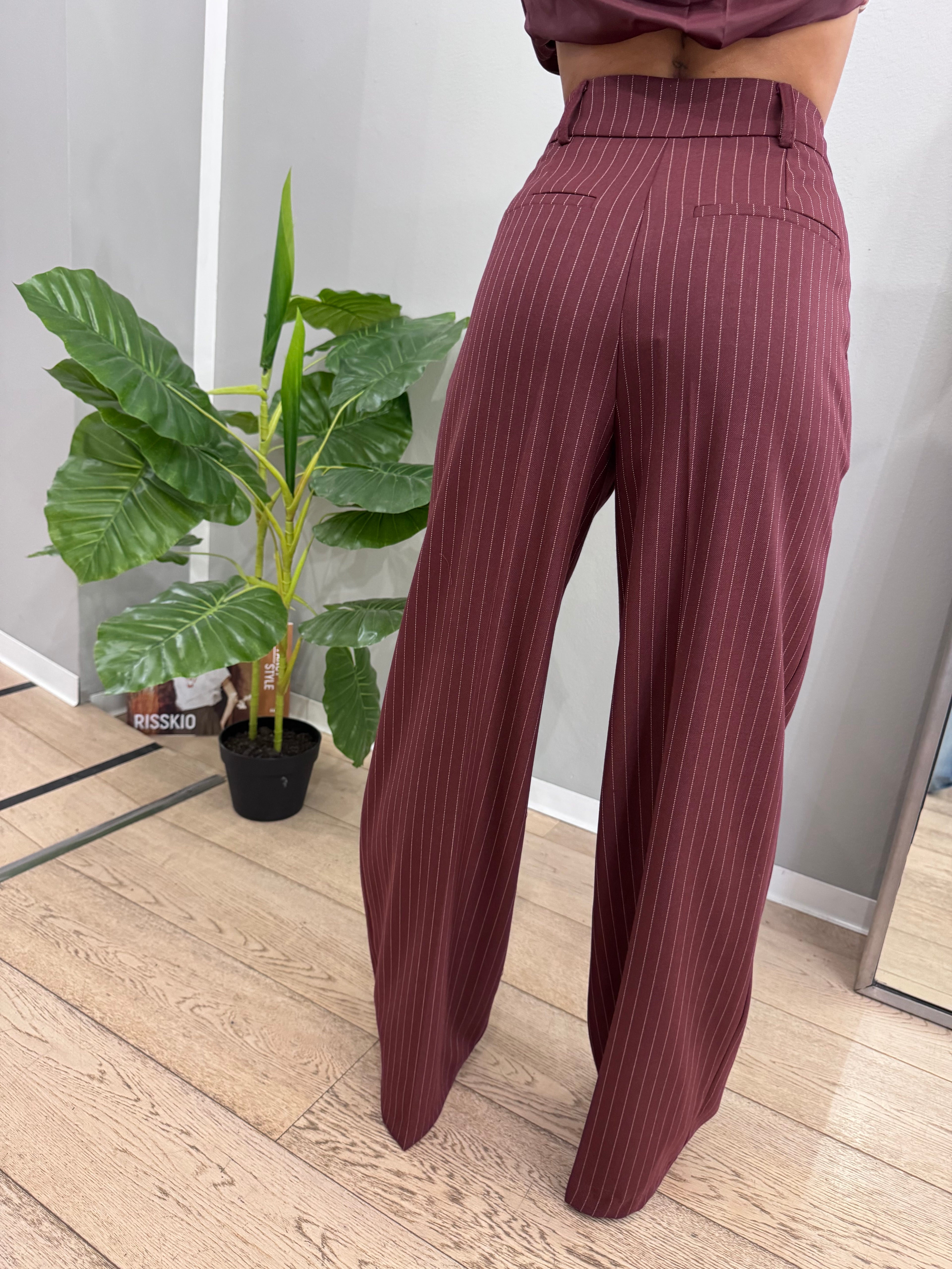 Pantalone a palazzo - NoMoreBrand