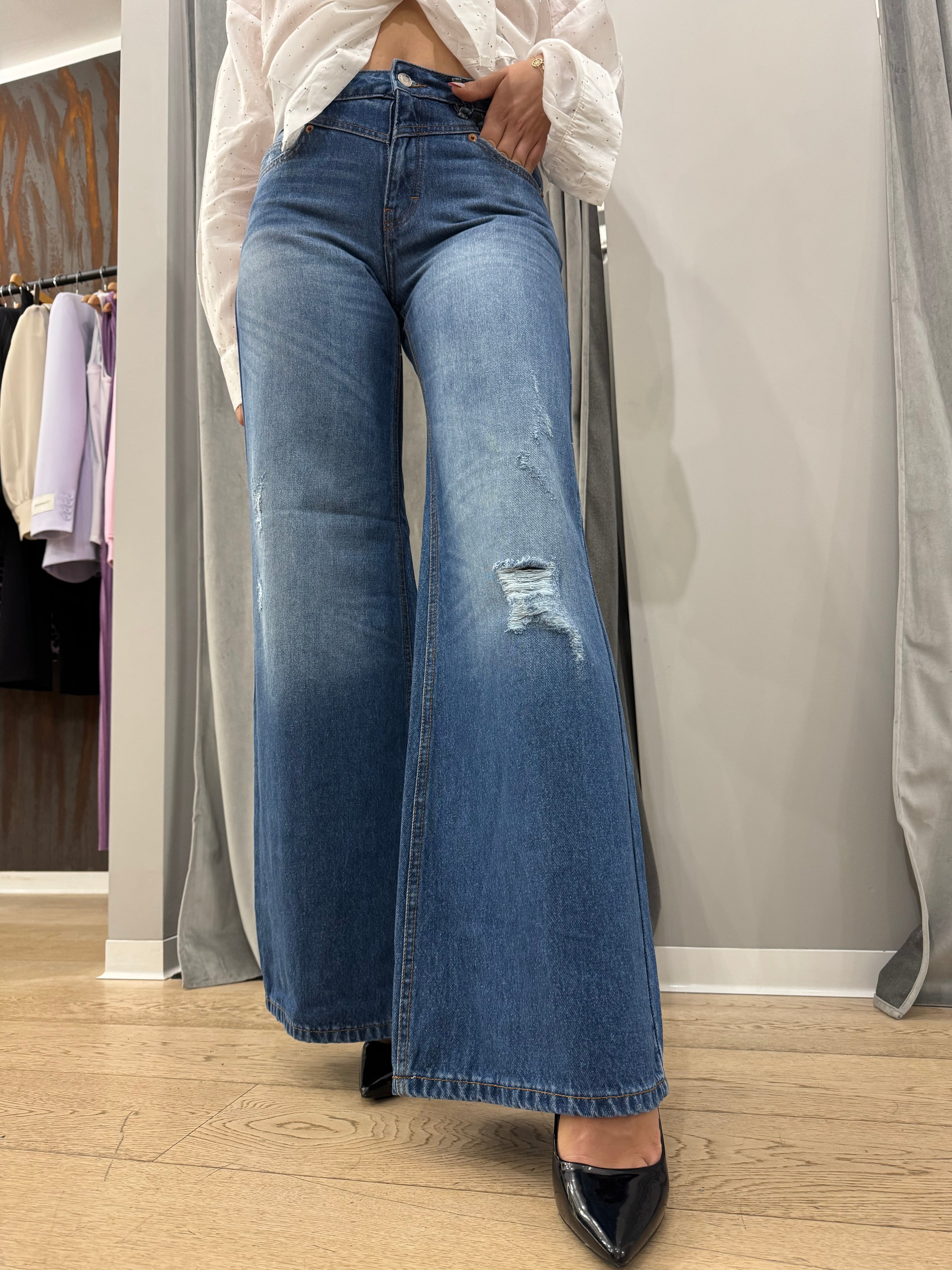 Jeans - NoMoreBrand