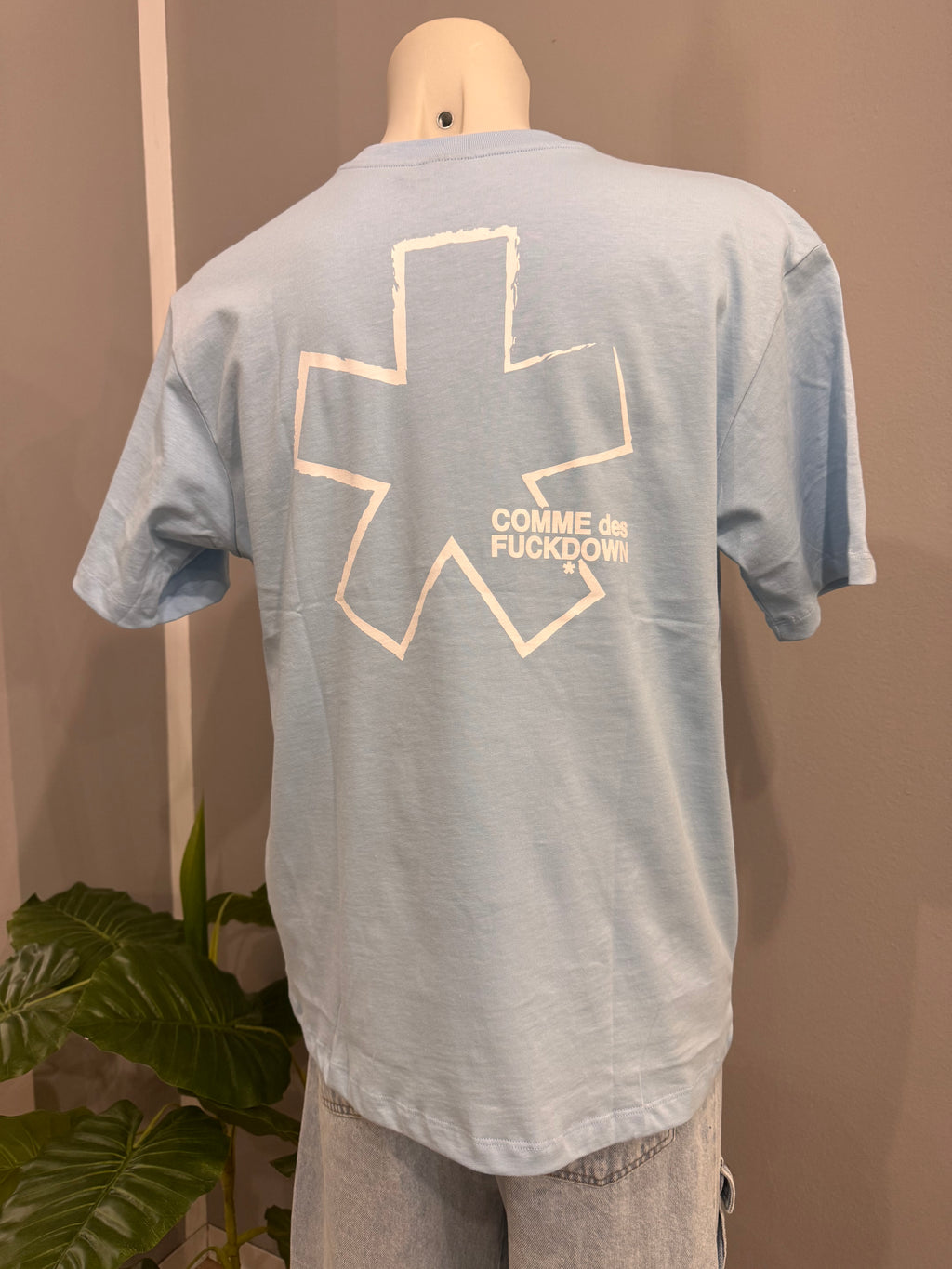 T-shirt COMME des FUCKDOWN - NoMoreBrand