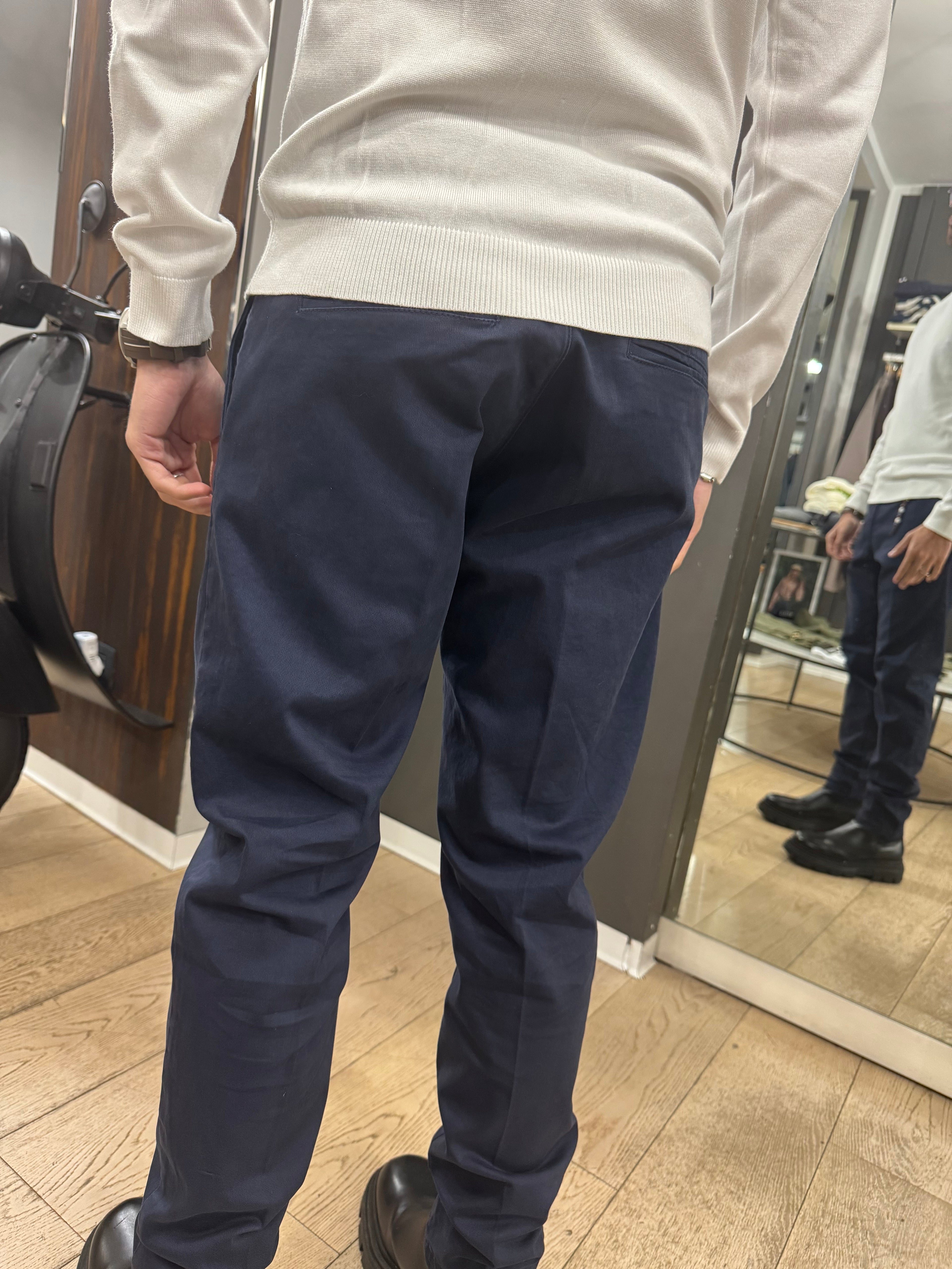 Pantalone chino - NoMoreBrand