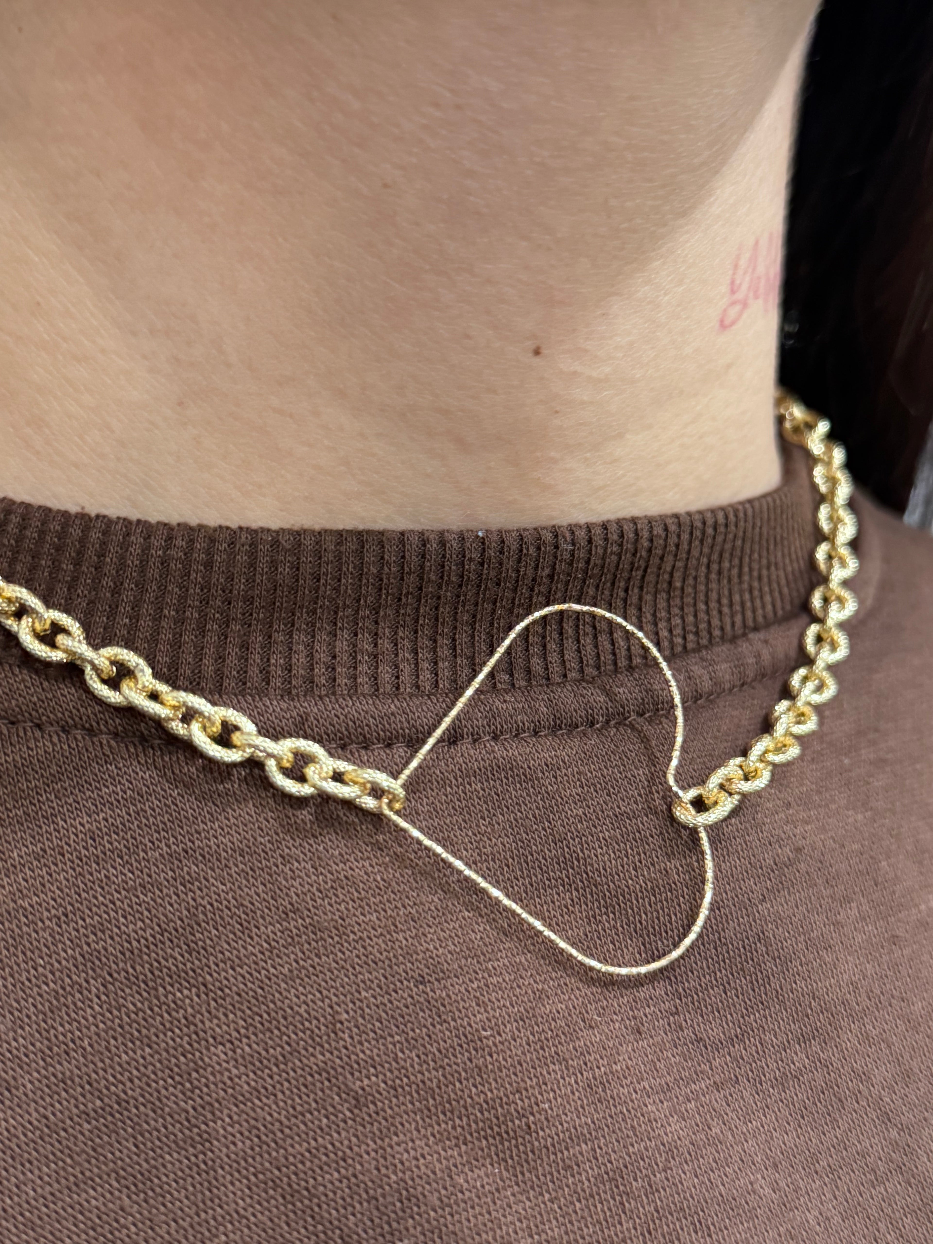 Collana girocollo con cuore - NoMoreBrand