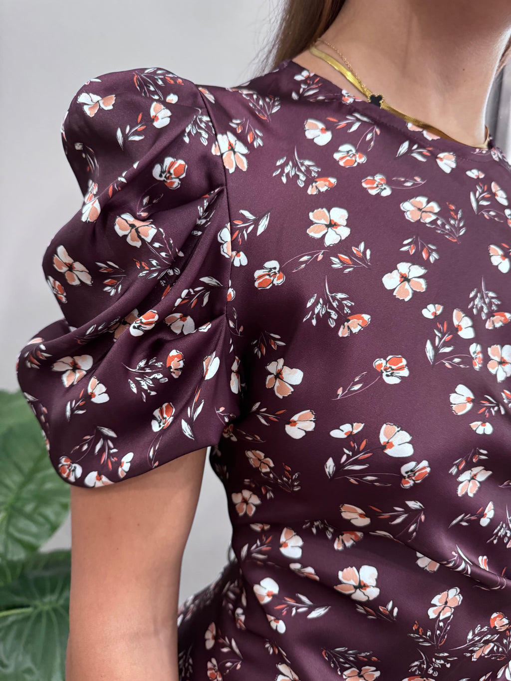 Abito con spacco - NoMoreBrand