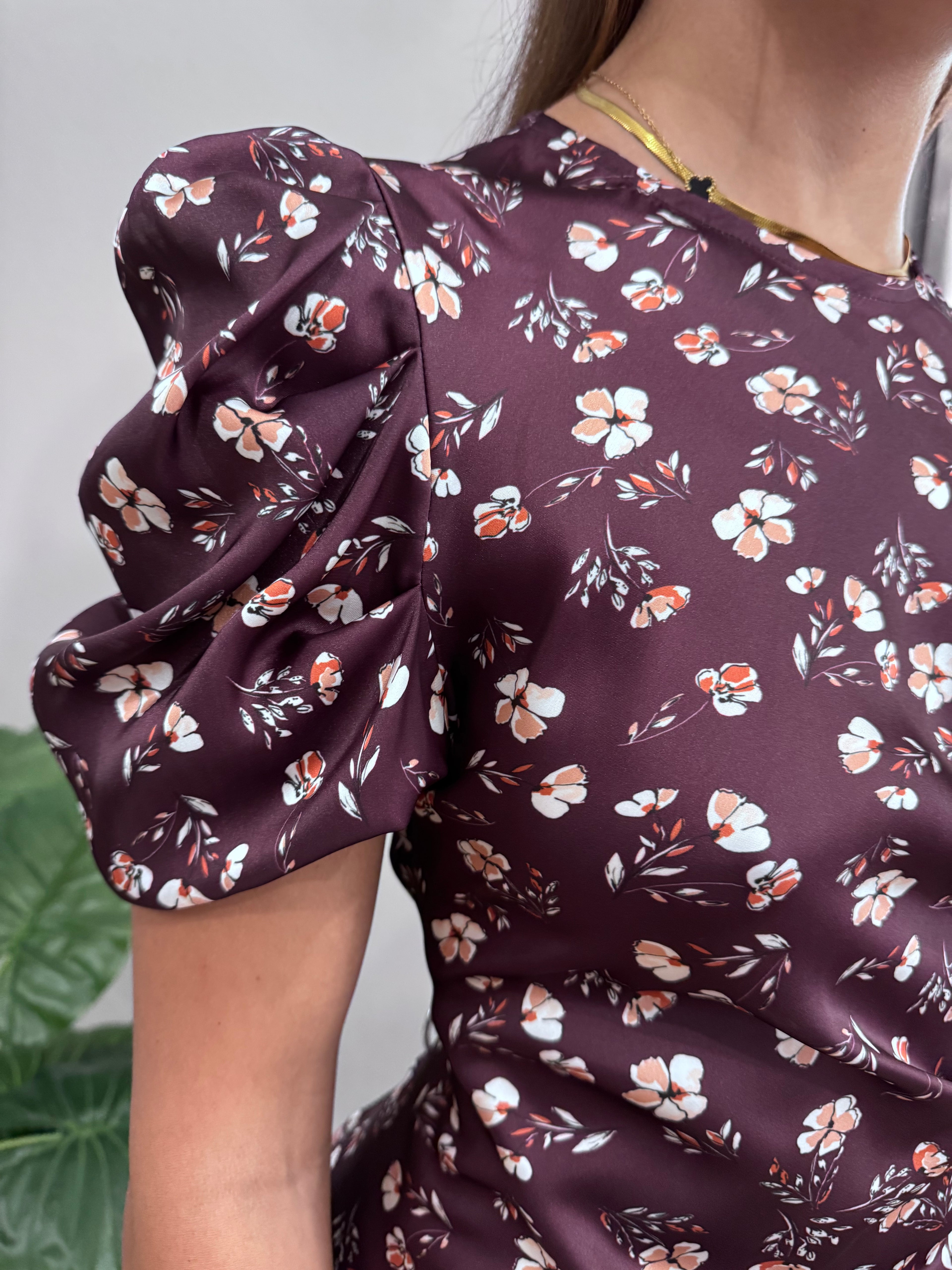 Abito con spacco - NoMoreBrand