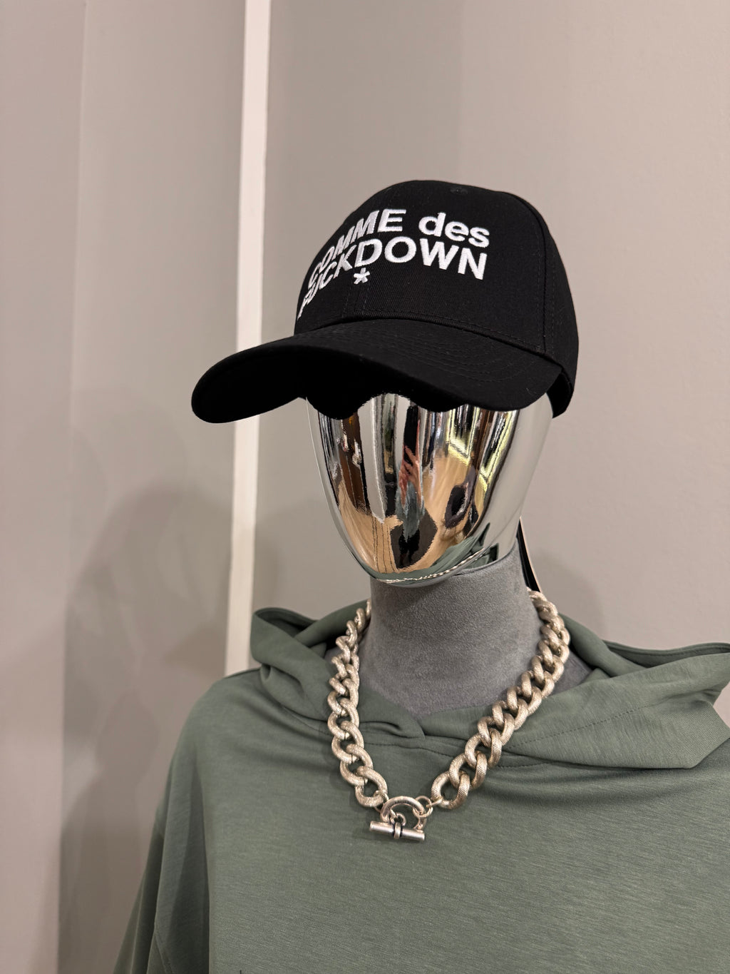 Cappello COMME des FUCKDOWN - NoMoreBrand