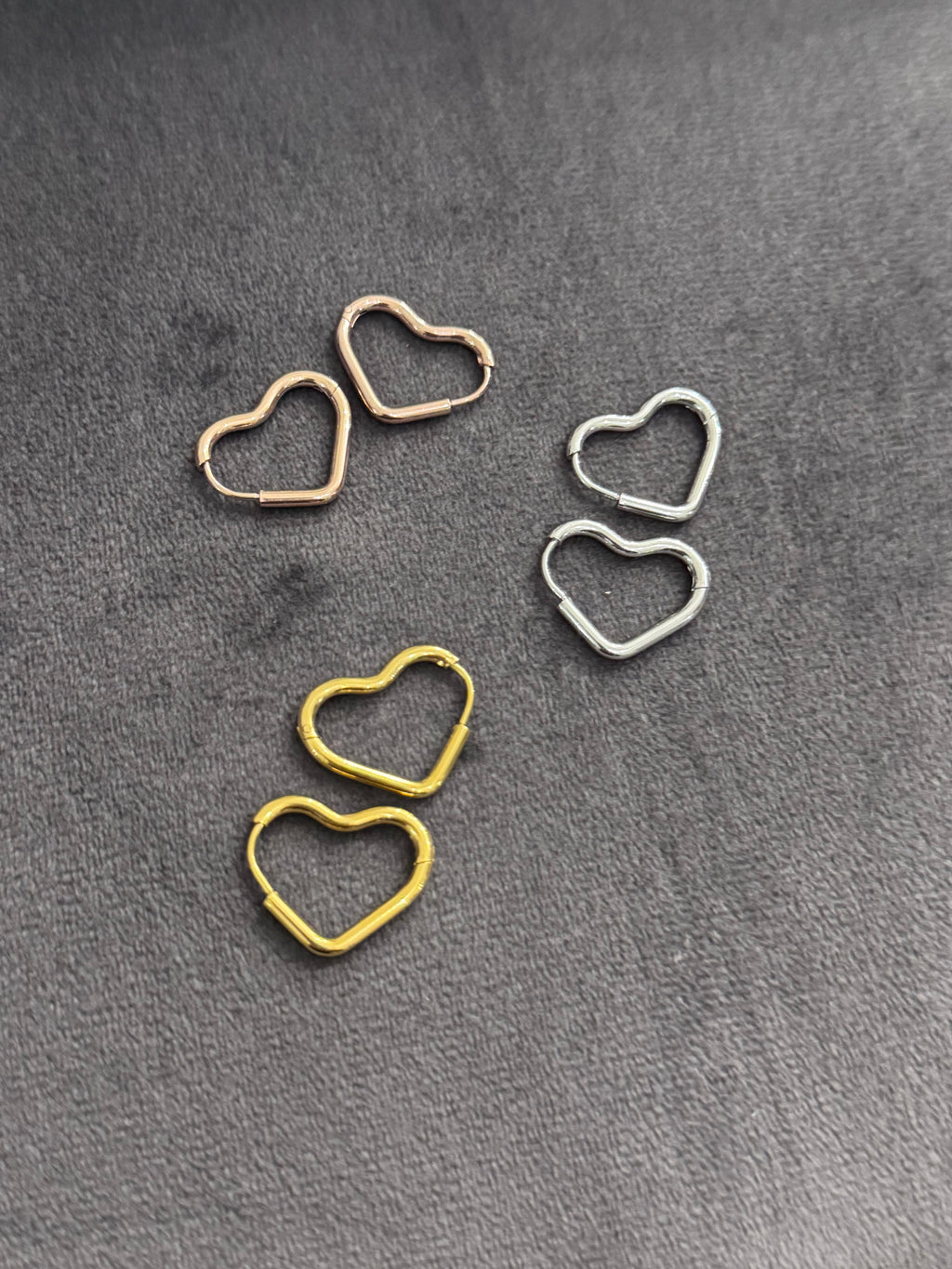 Orecchini cuore - NoMoreBrand