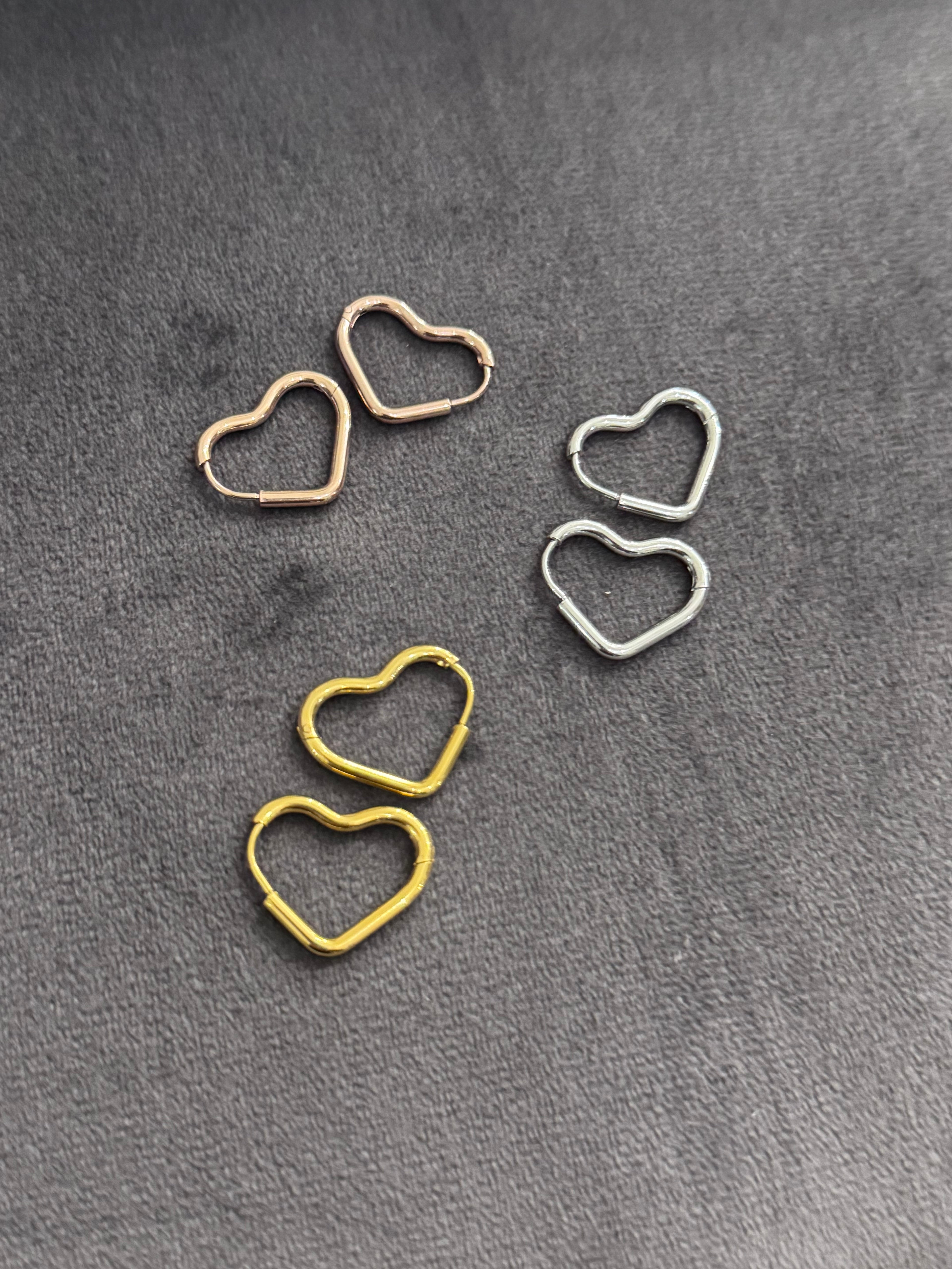 Orecchini cuore - NoMoreBrand