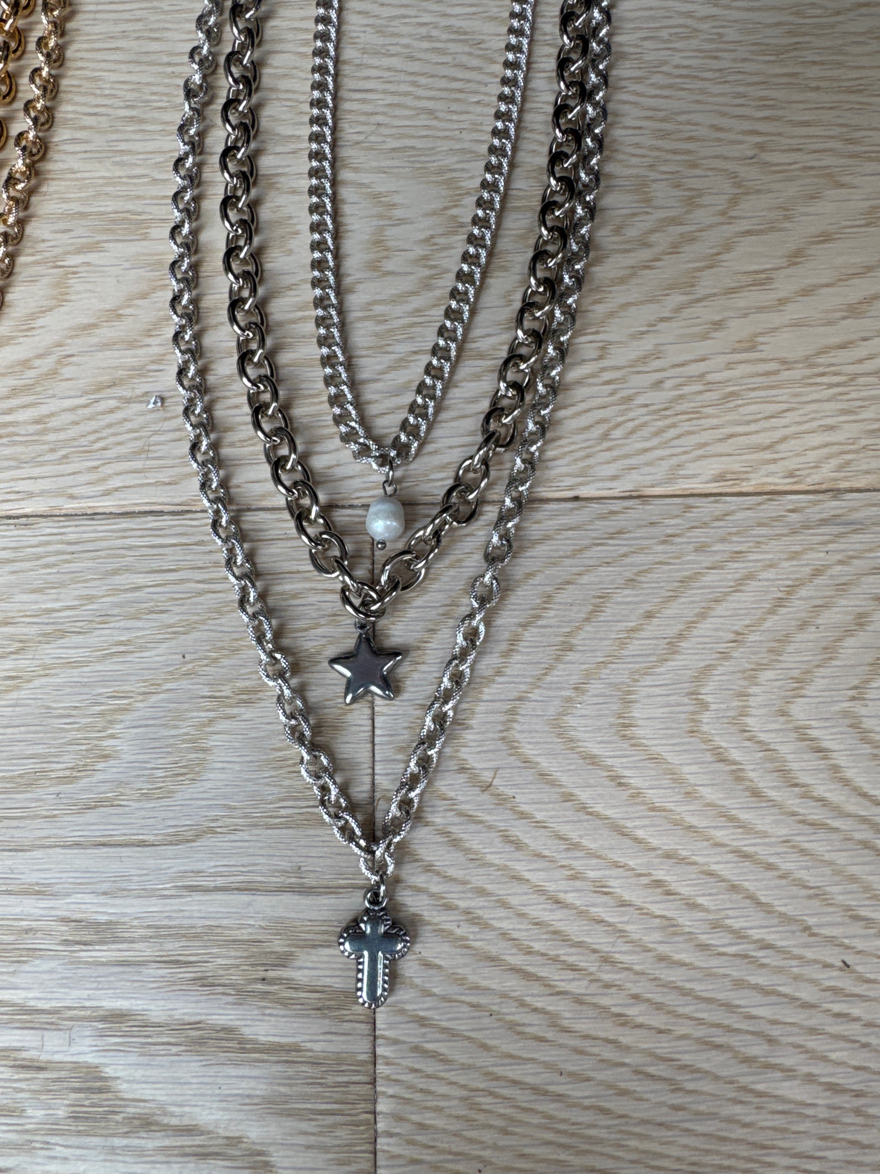 Collana lunga tre fili MUPAJI - NoMoreBrand