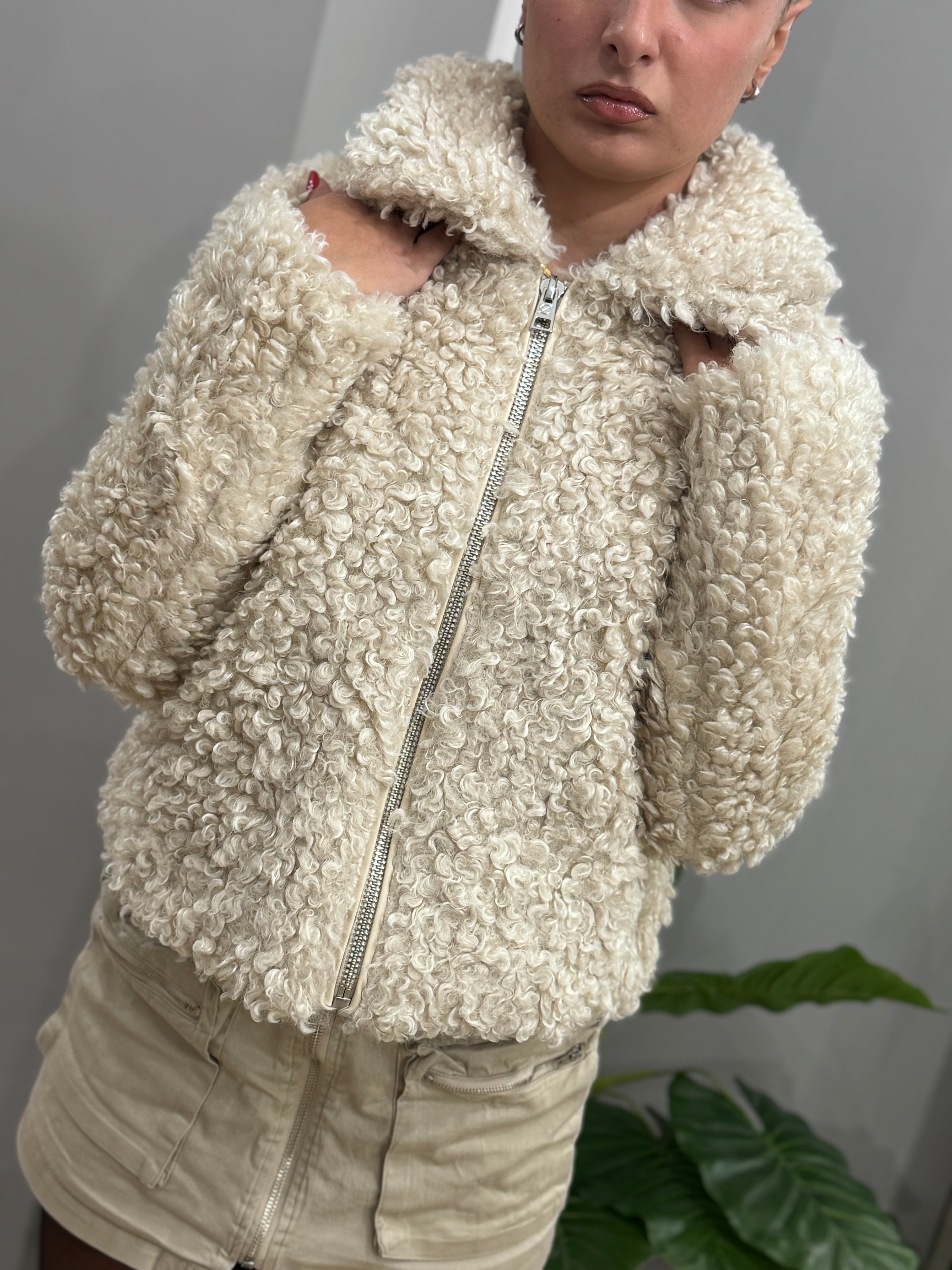 Giubbotto con pellicciotto - NoMoreBrand