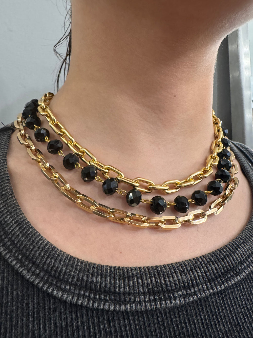 Collana a tre fili con cristalli Mupaji - NoMoreBrand