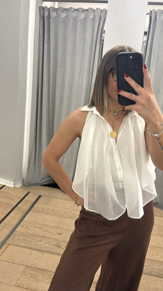 Blusa con voulant