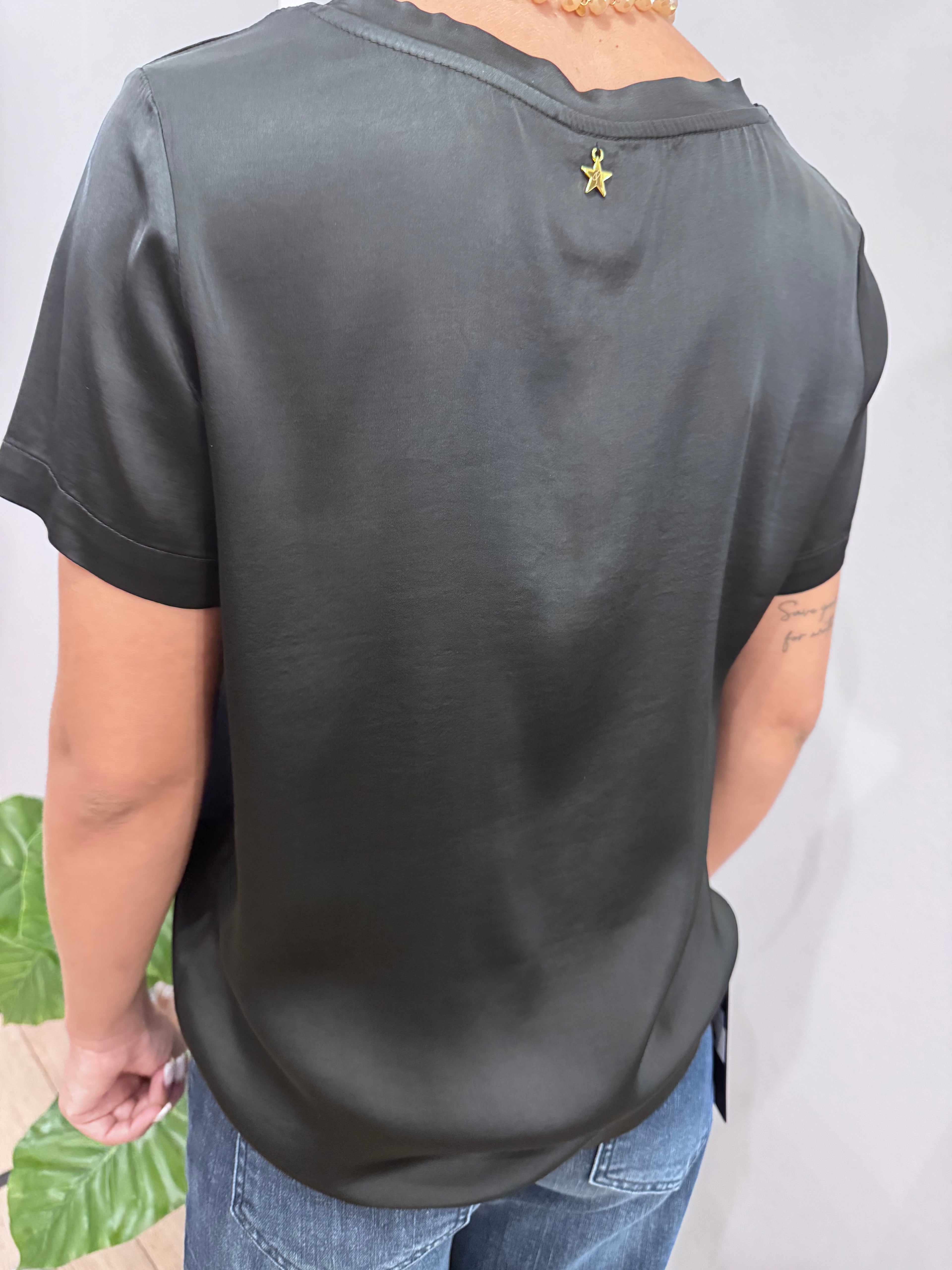 T-shirt viscosa - NoMoreBrand