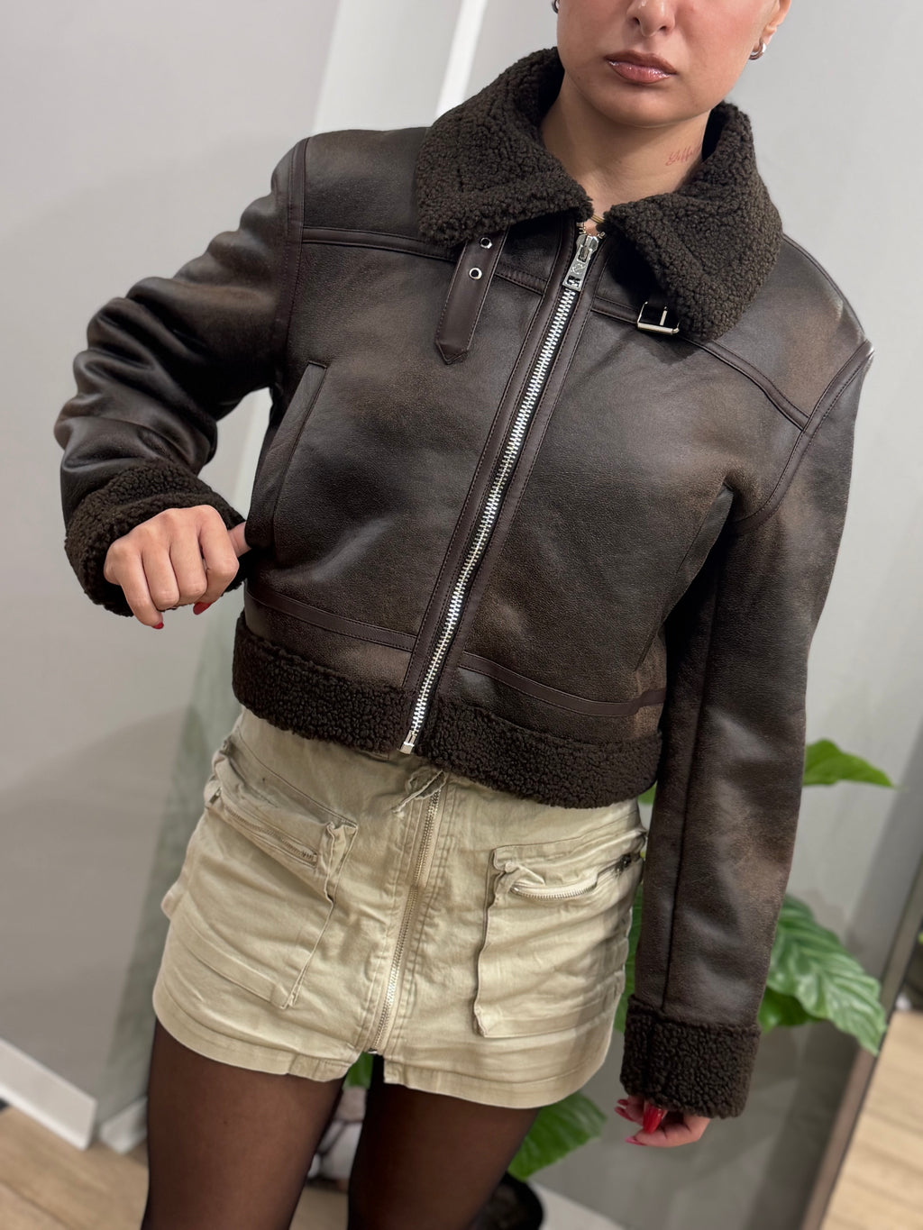 Montone crop - NoMoreBrand