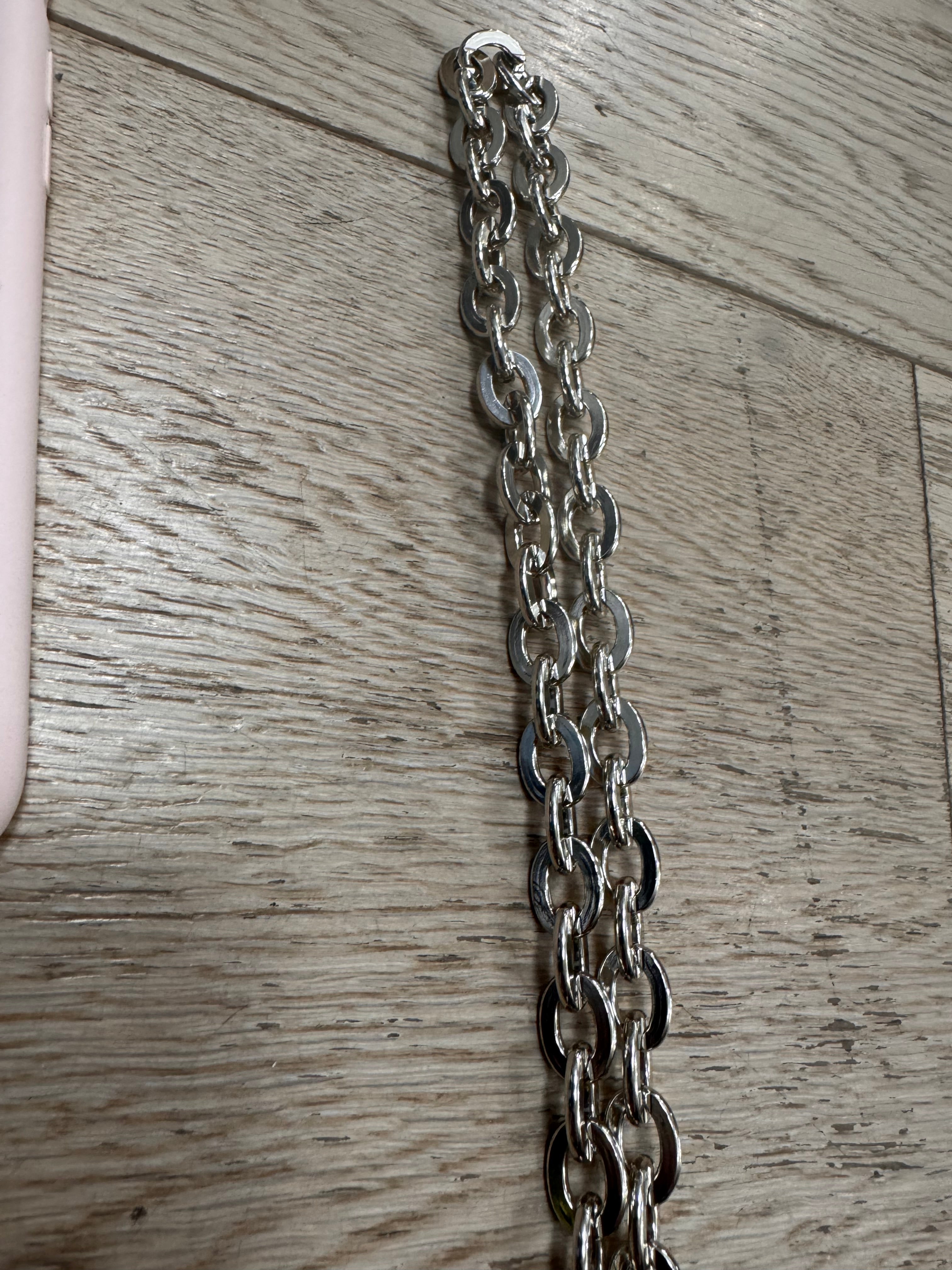 Portacellulare a catena MUPAJI - NoMoreBrand