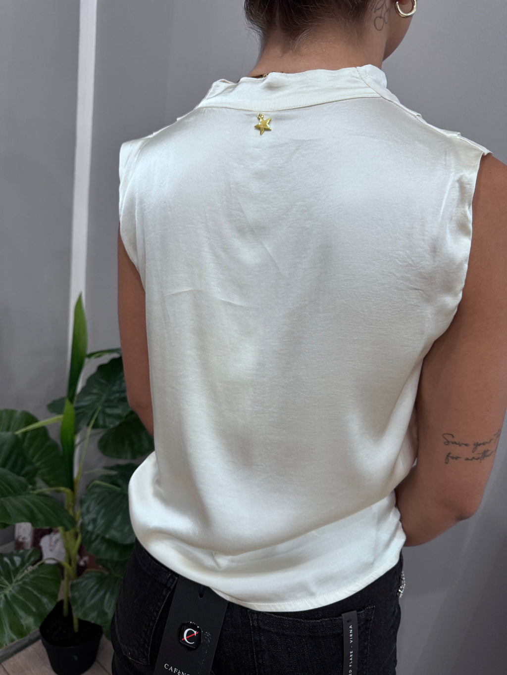 Blusa Melani - NoMoreBrand