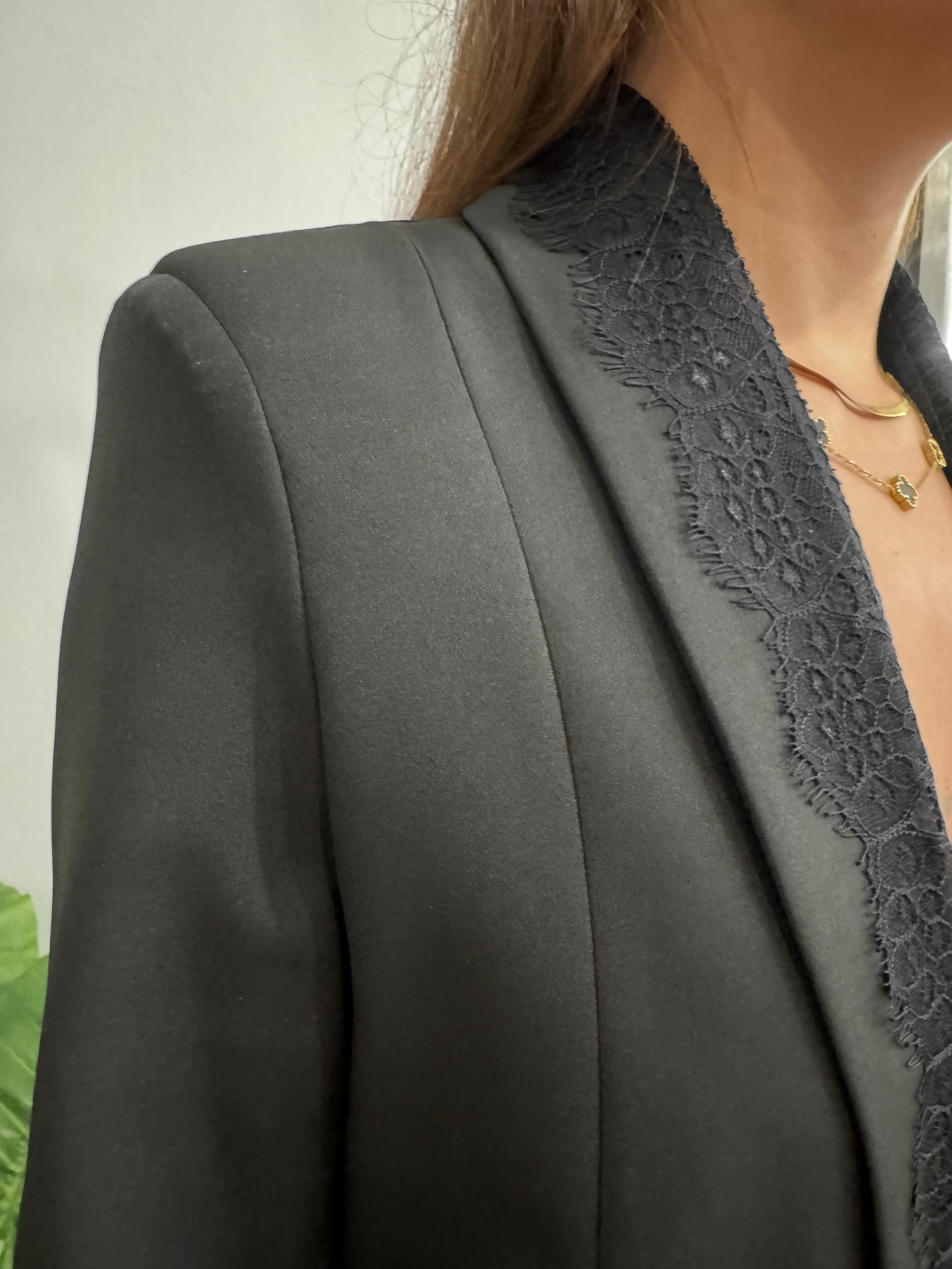 Giacca con pizzo - NoMoreBrand