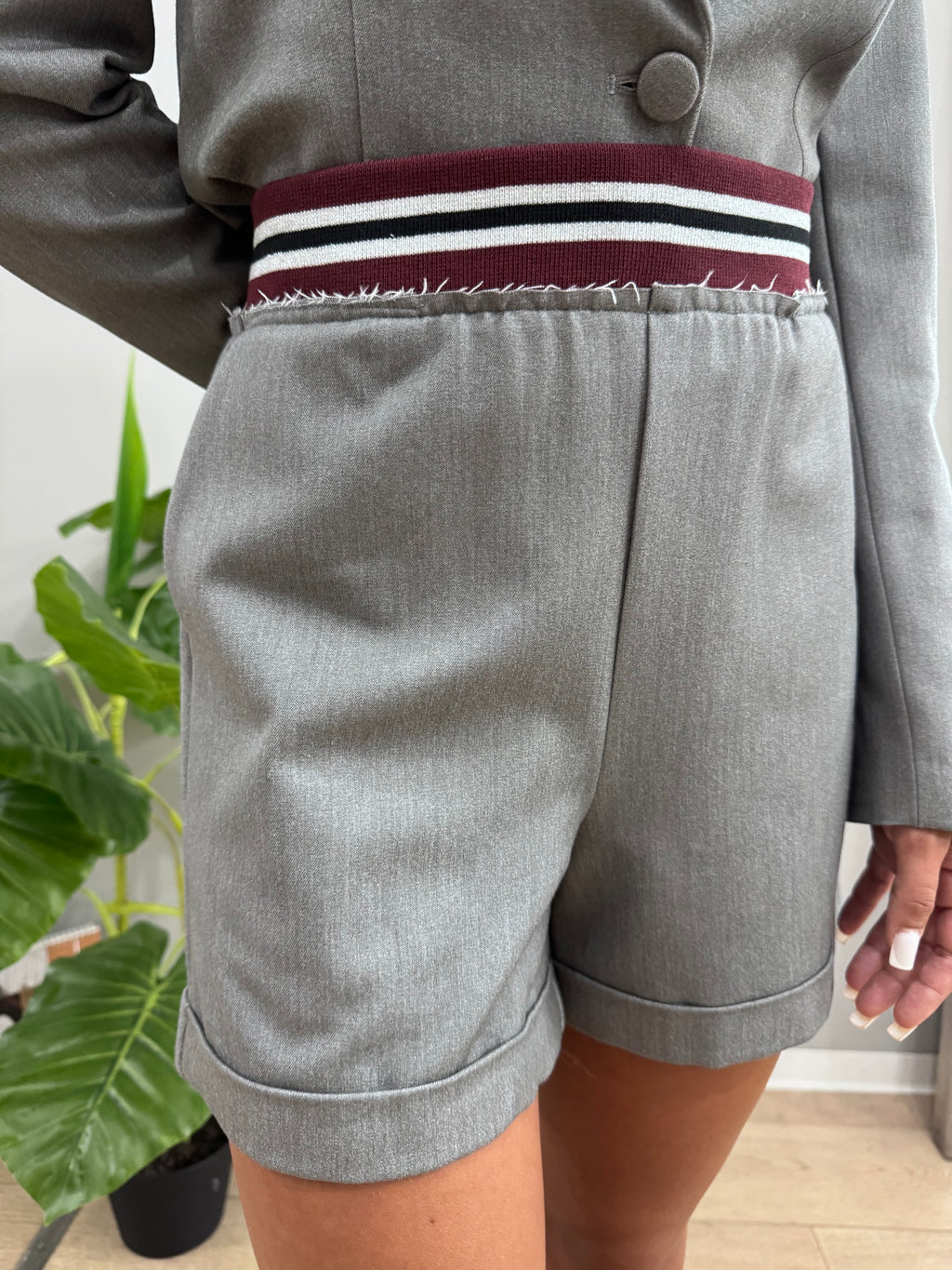 Short con elastico in vita - NoMoreBrand