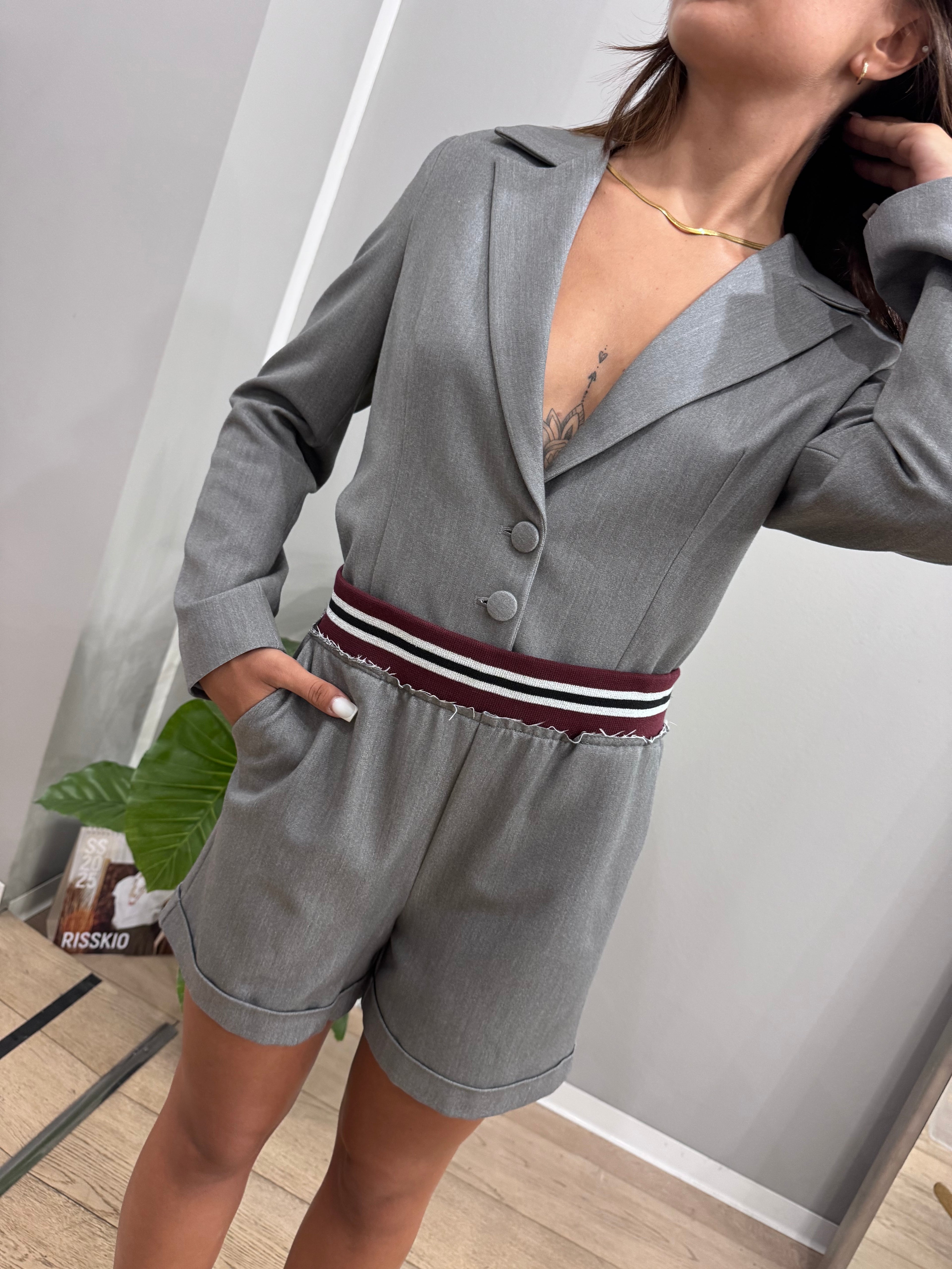 Giacca strutturata a body - NoMoreBrand