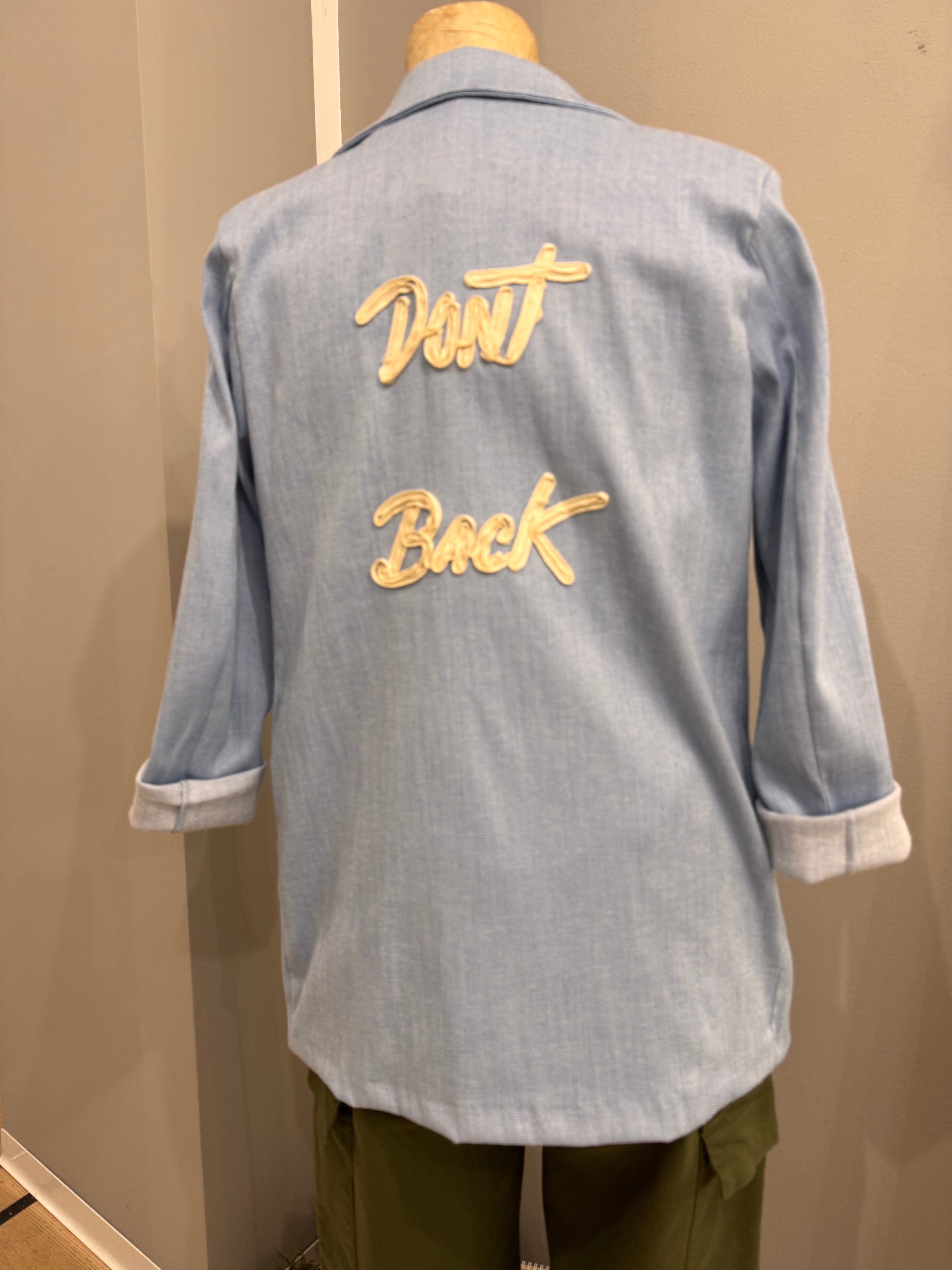 Giacca in cotone con scritta - NoMoreBrand