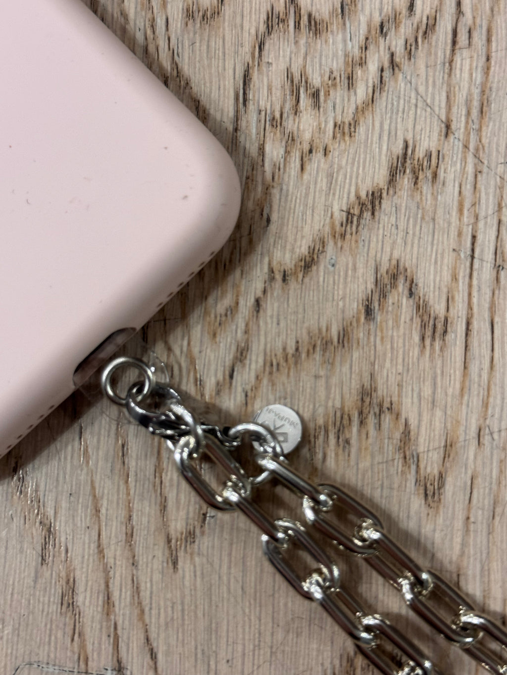 Portacelullare a catena MUPAJI - NoMoreBrand