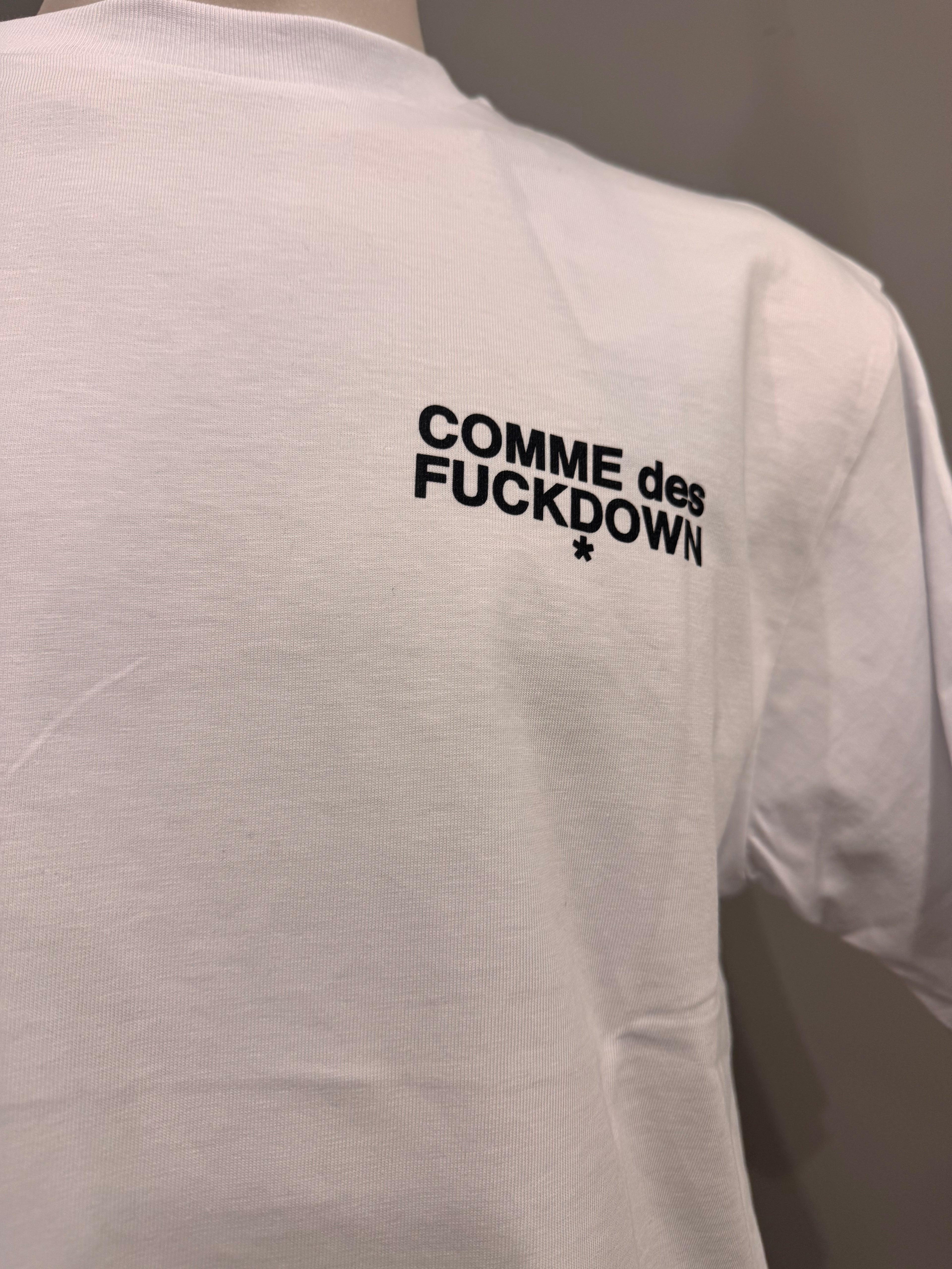T-shirt COMME des FUCKDOWN - NoMoreBrand