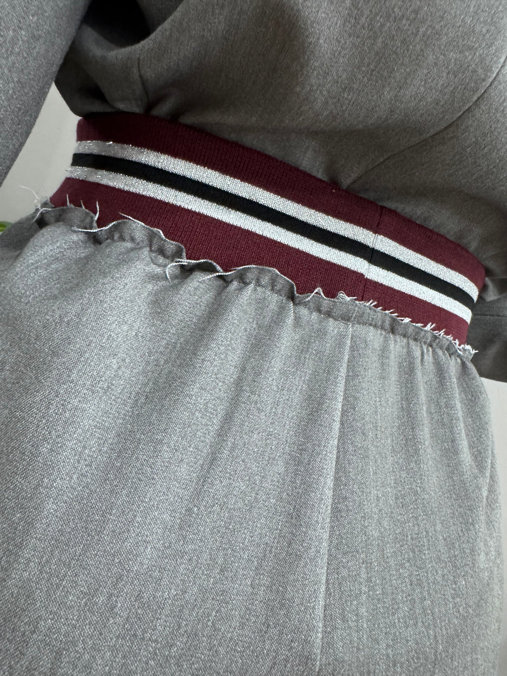 Short con elastico in vita - NoMoreBrand