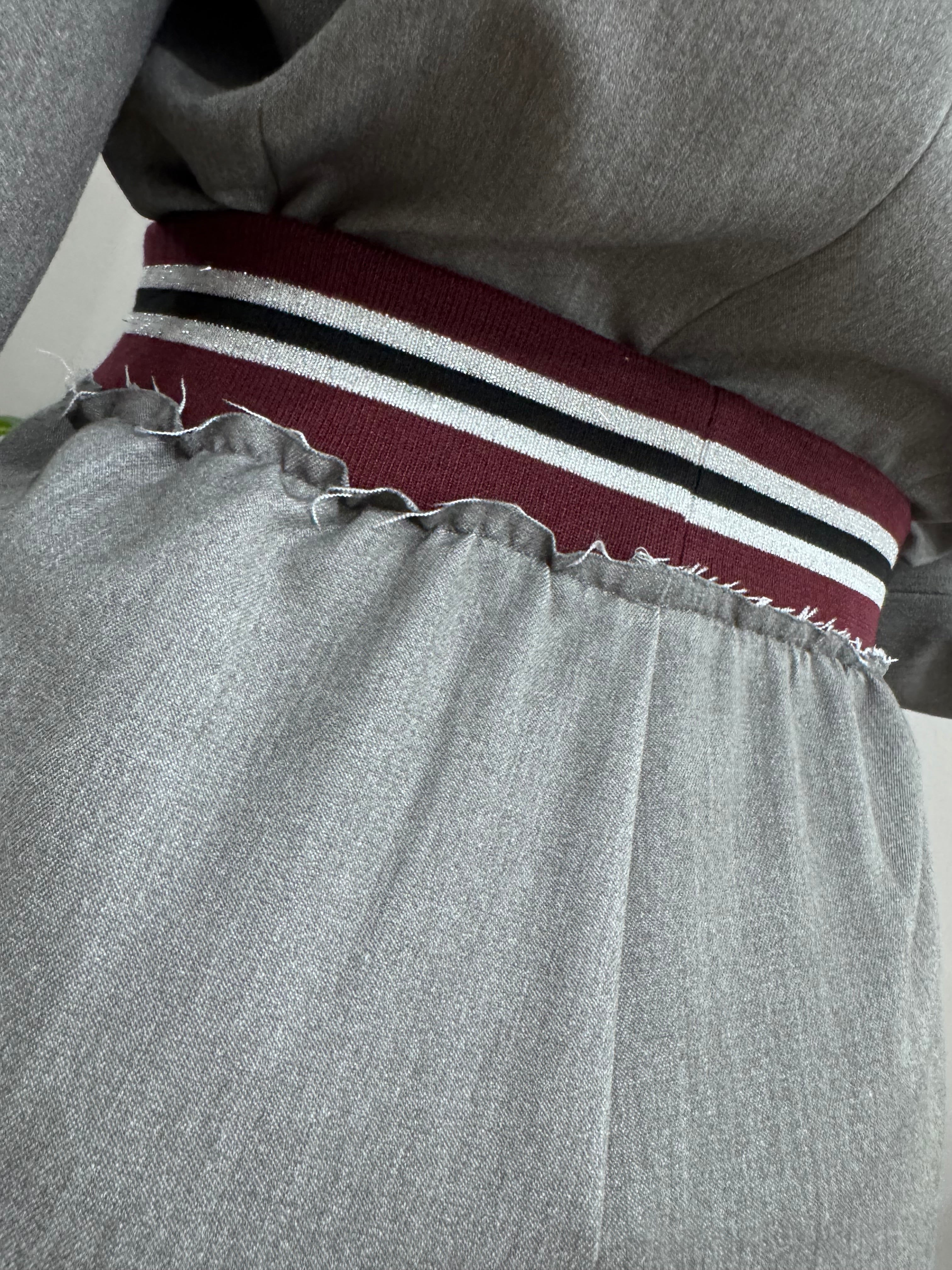 Short con elastico in vita - NoMoreBrand