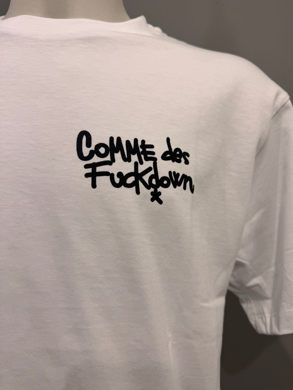 T-shirt COMME des FUCKDOWN - NoMoreBrand