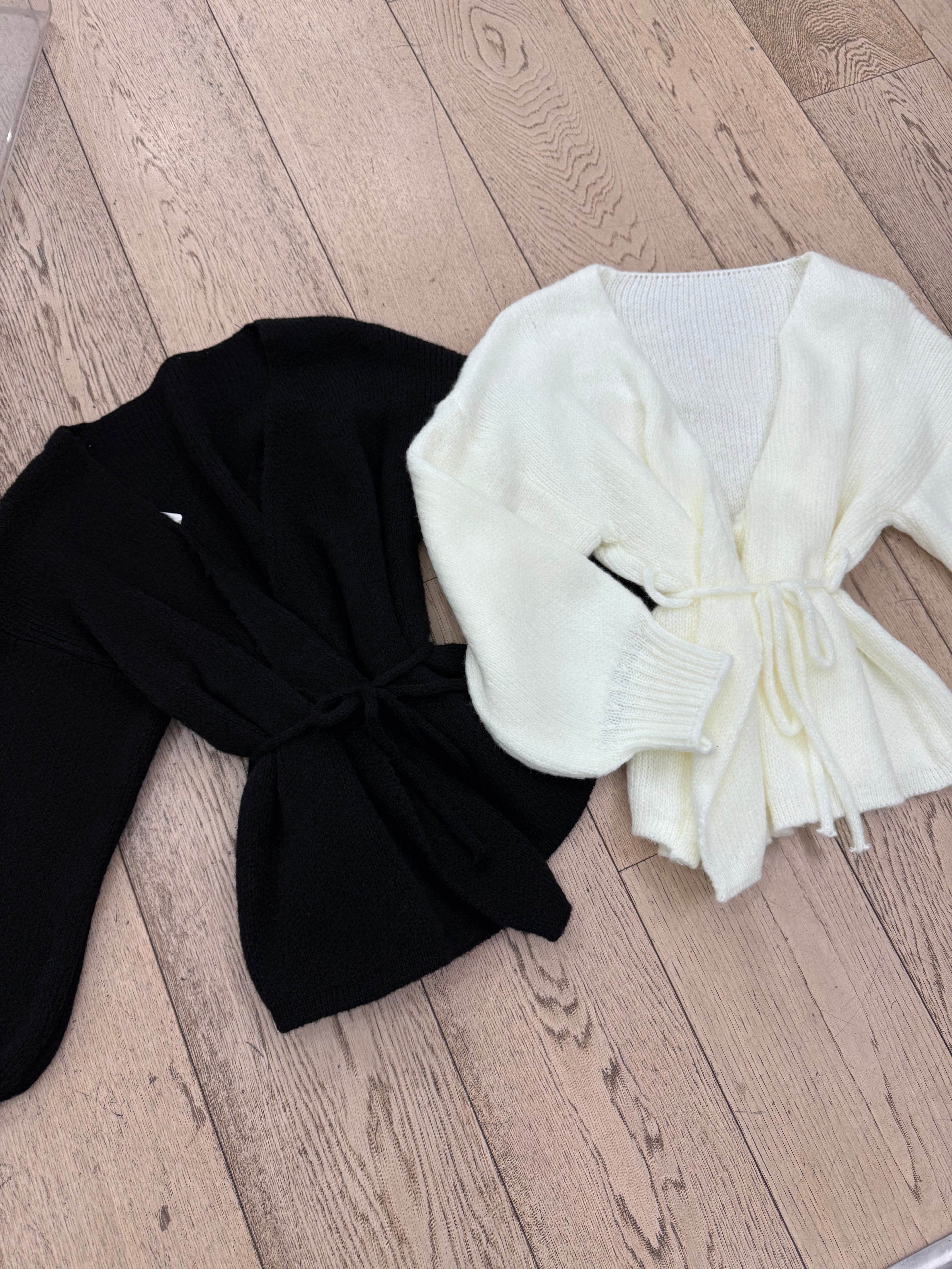 Cardigan con laccio in vita - NoMoreBrand