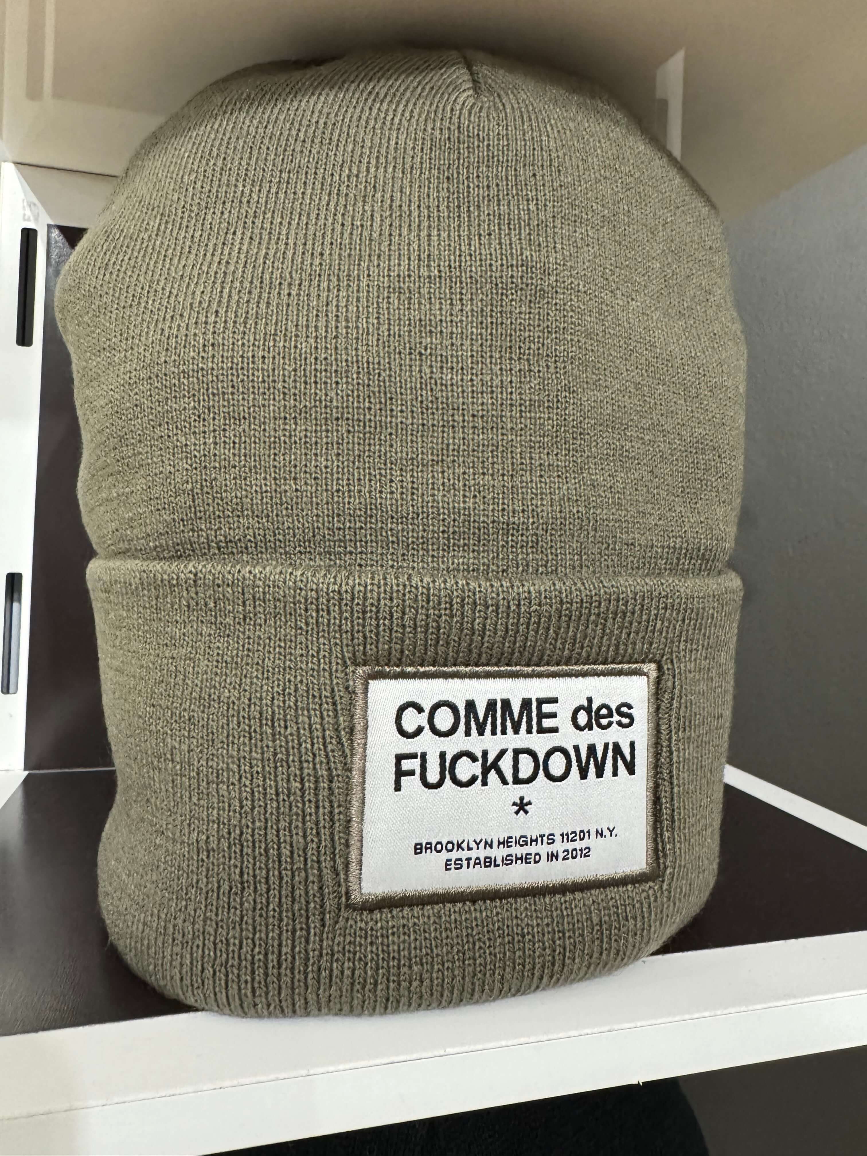 Cappello COMME des FUCKDOWN - NoMoreBrand