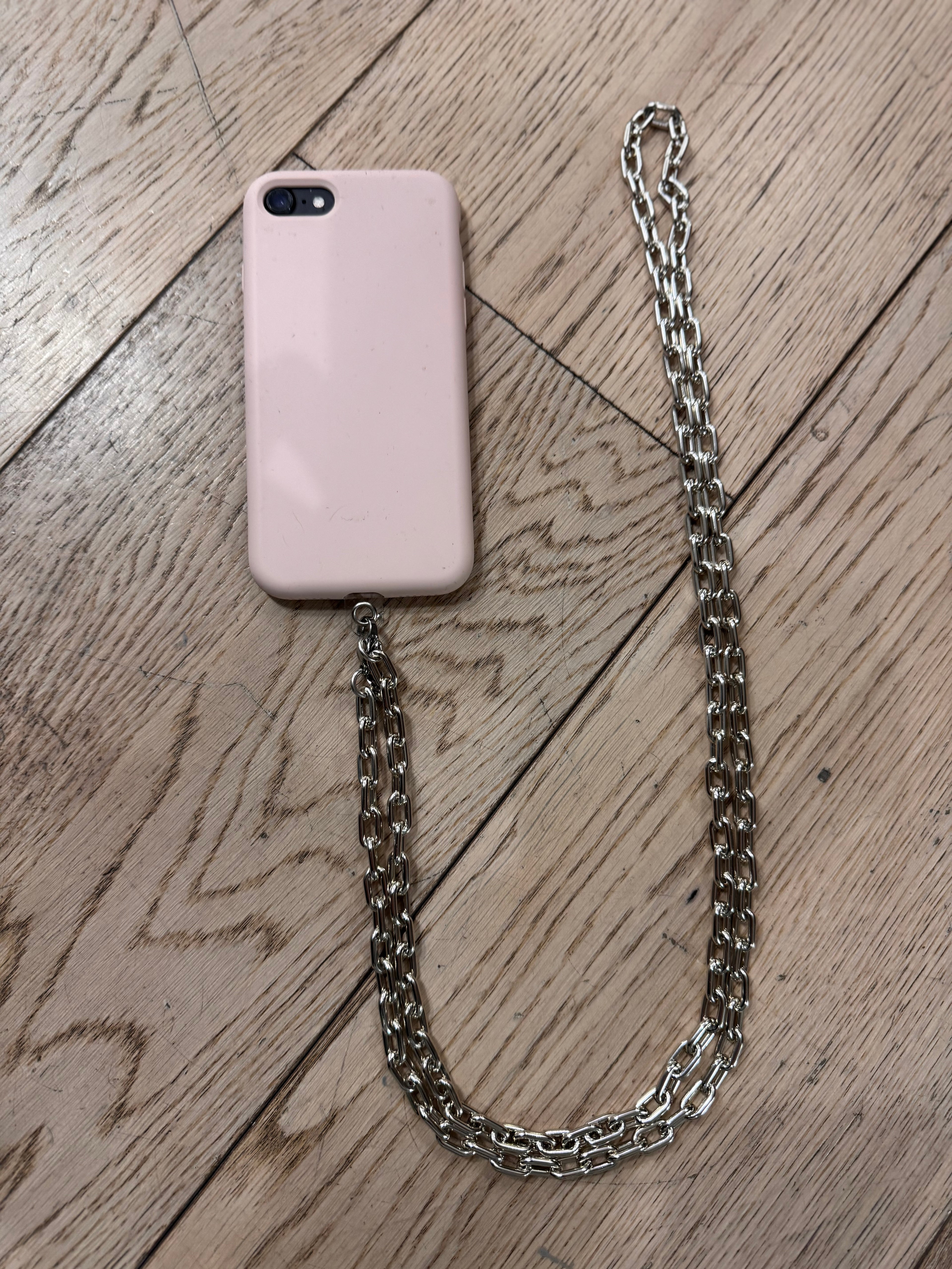 Portacelullare a catena MUPAJI - NoMoreBrand