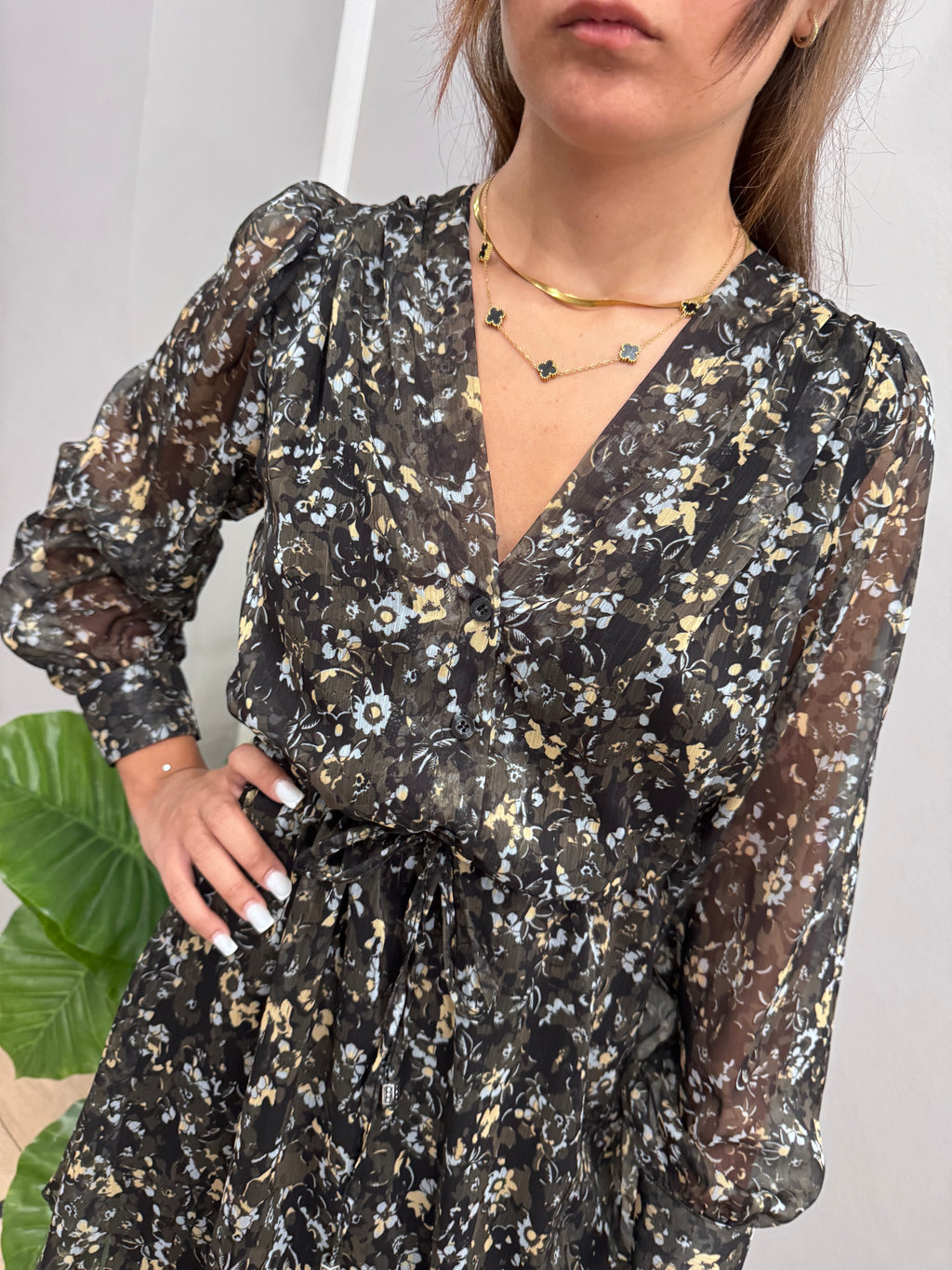 Abito corto floreale - NoMoreBrand