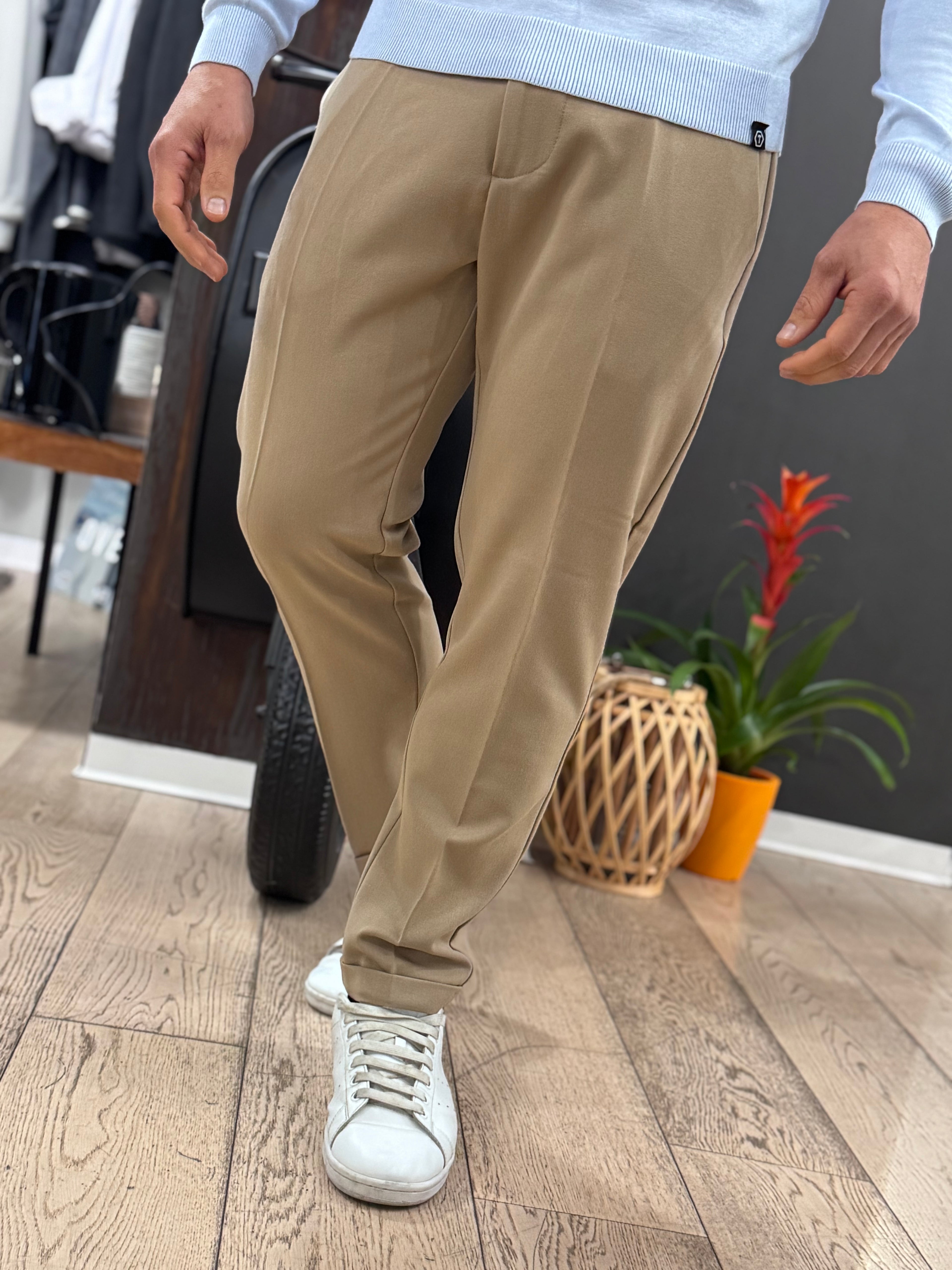 Pantalone Capri - NoMoreBrand